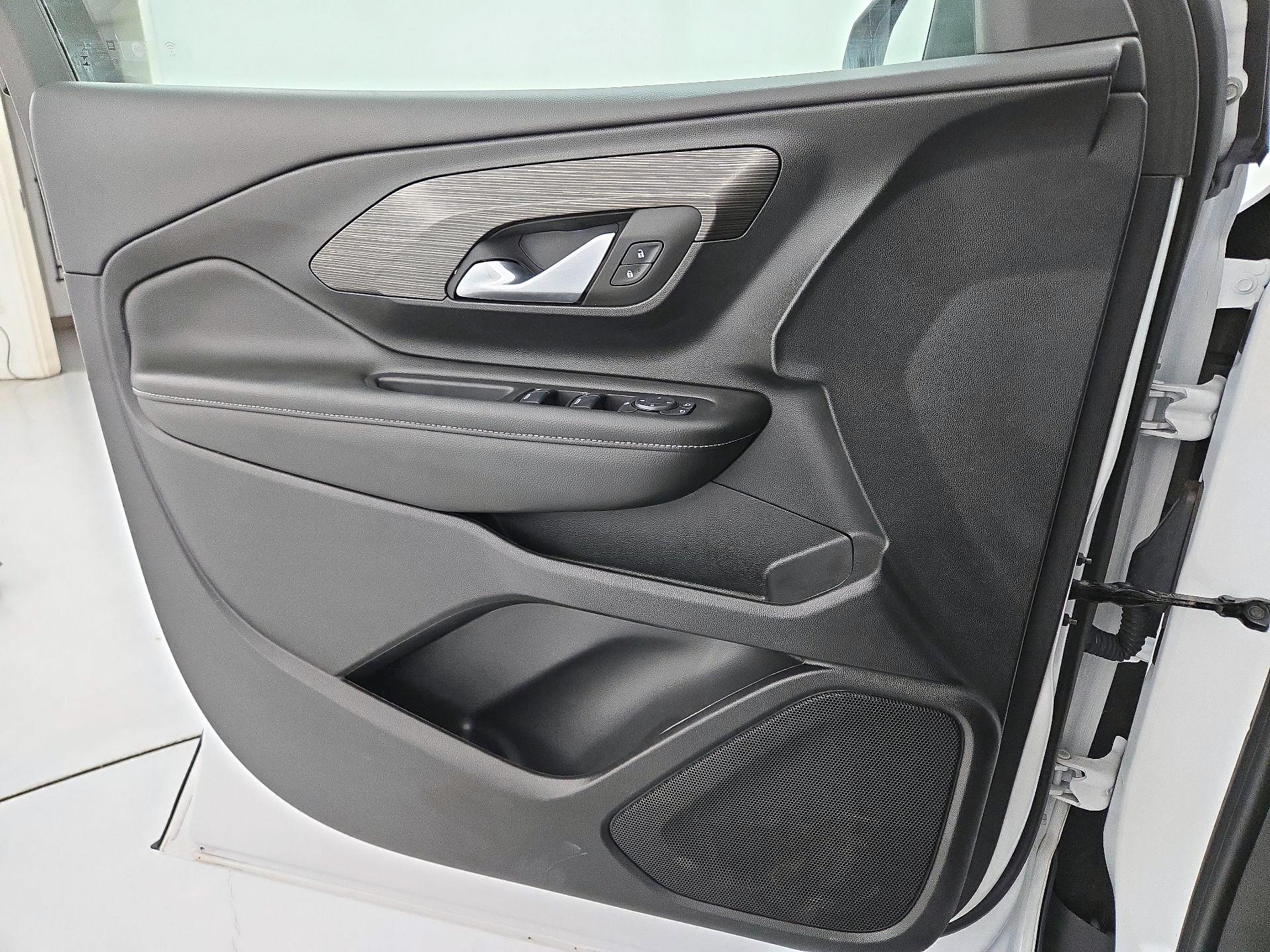 Thumbnail: 2024 GMC Terrain - 12