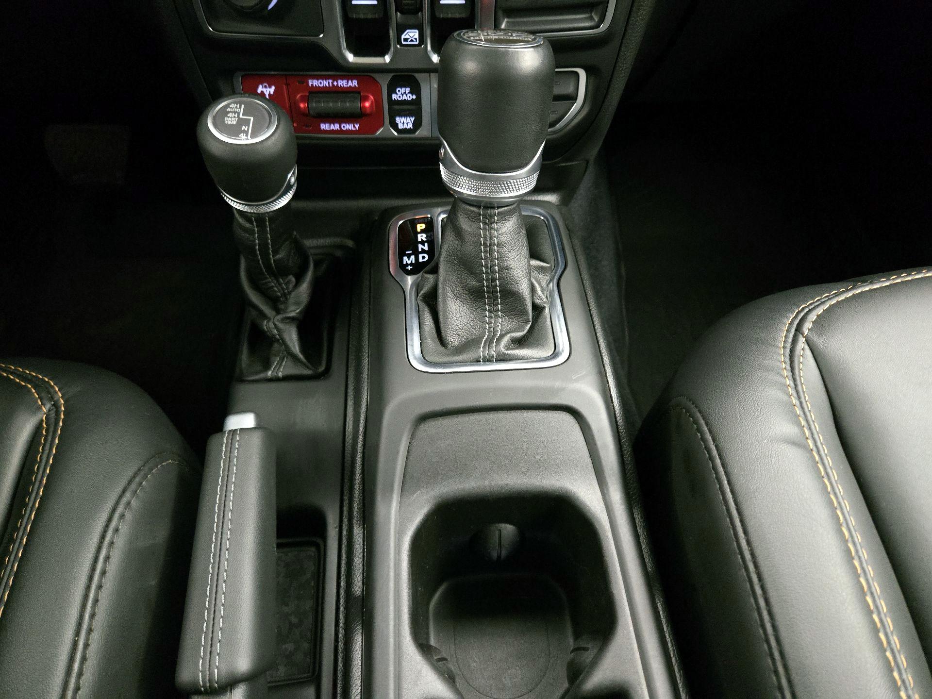 Thumbnail: 2024 Jeep Wrangler - 18