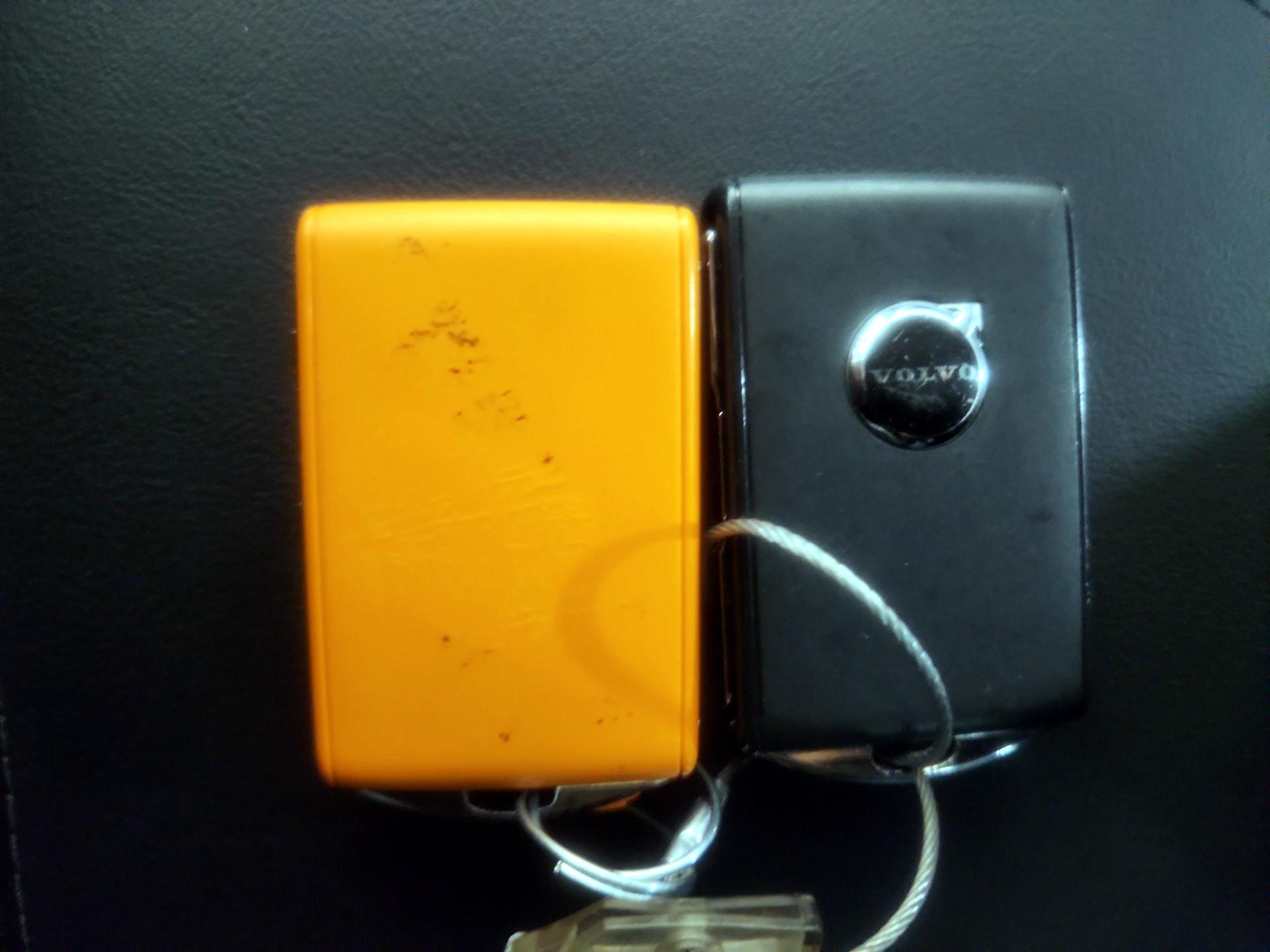 Thumbnail: 2025 Volvo XC90 - 18