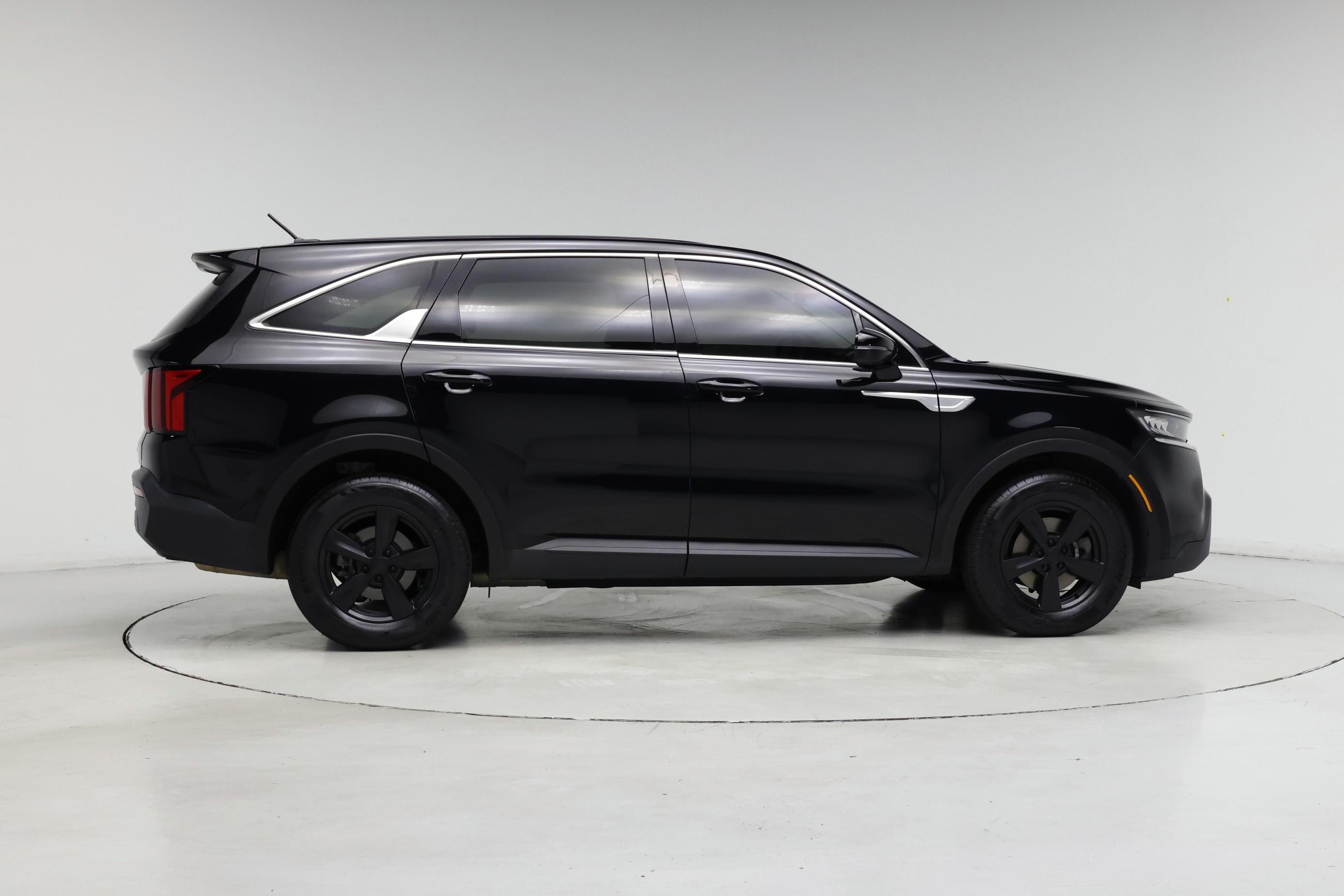 Thumbnail: 2022 Kia Sorento - 7