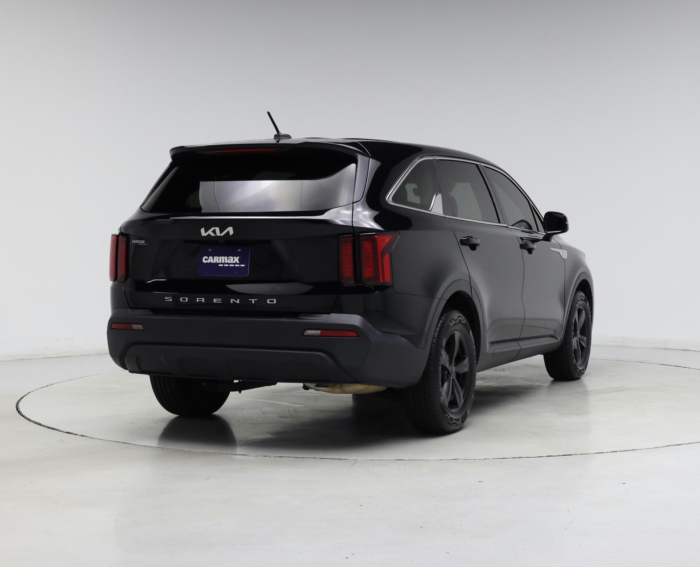 Thumbnail: 2022 Kia Sorento - 8