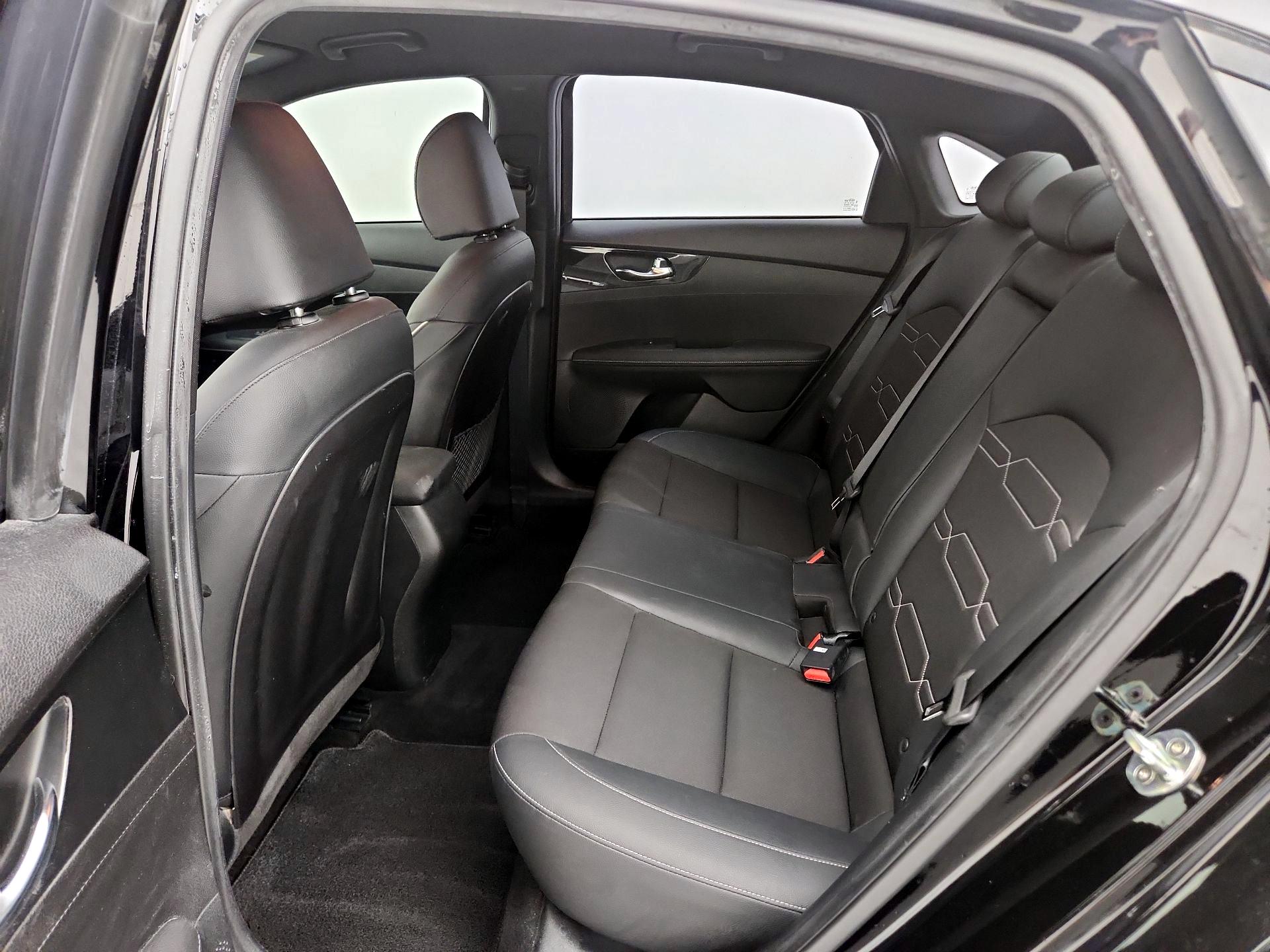 Thumbnail: 2020 Kia Forte - 19