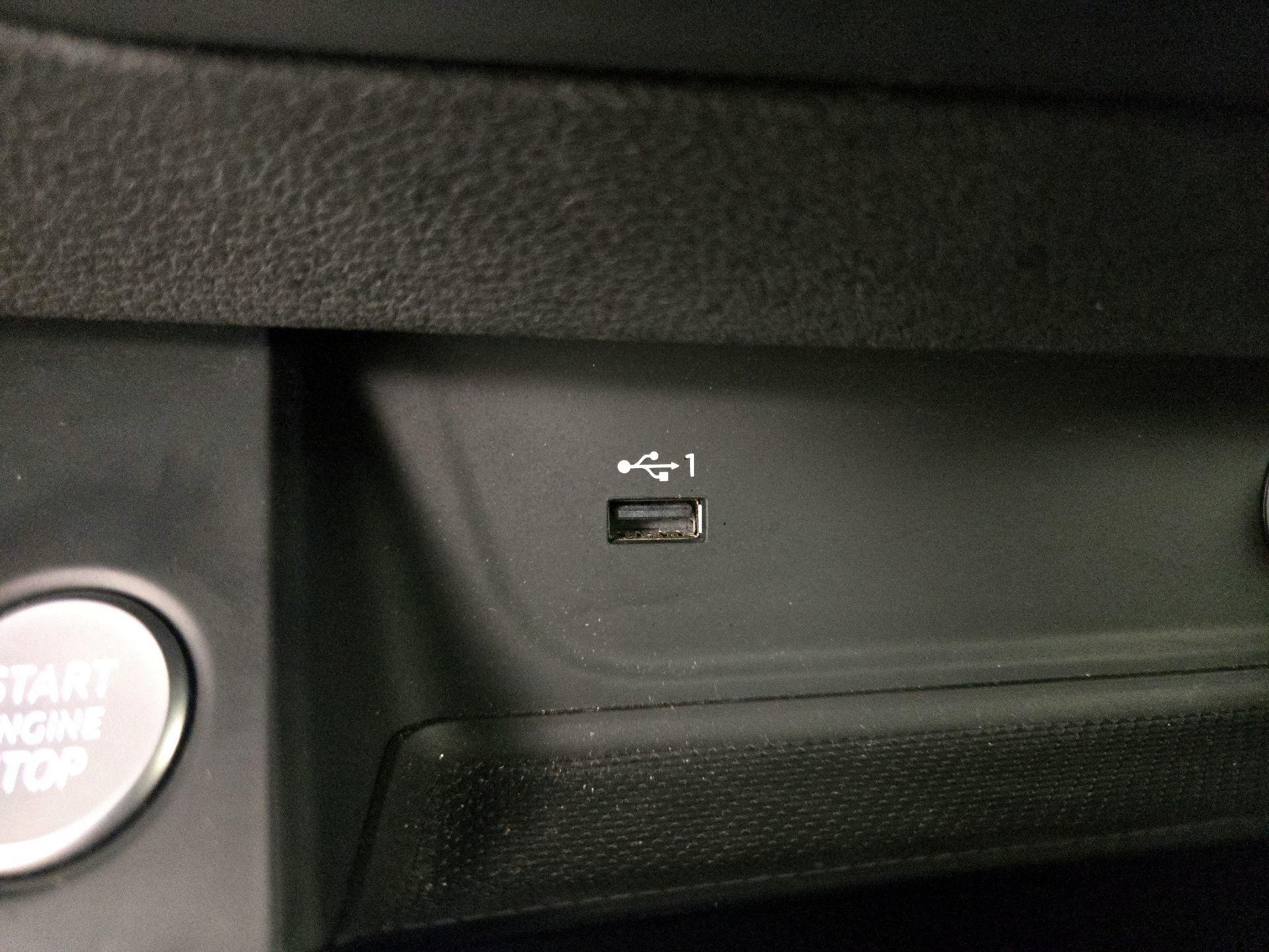 Thumbnail: 2021 Audi A4 - 18