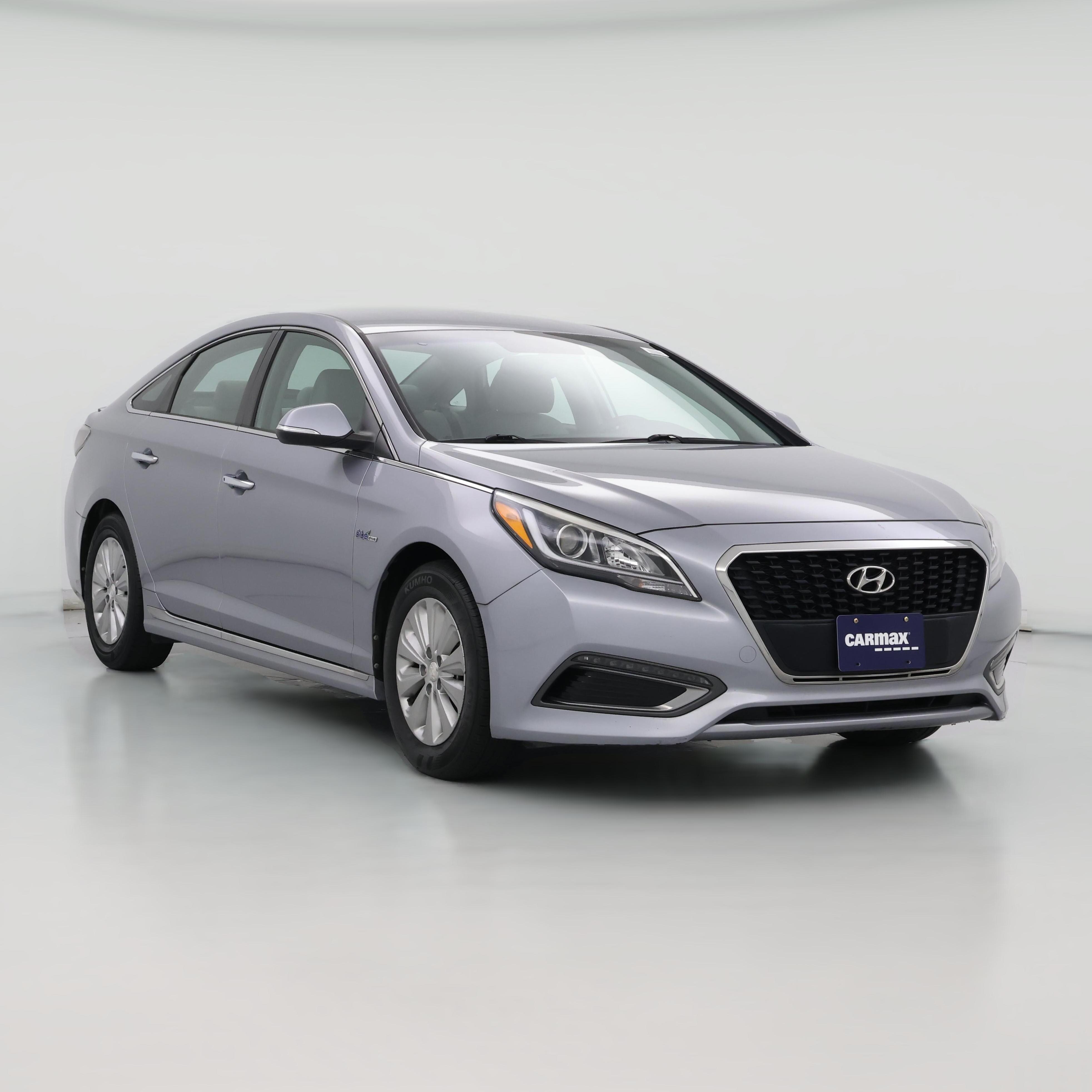 Thumbnail: 2016 Hyundai Sonata - 1