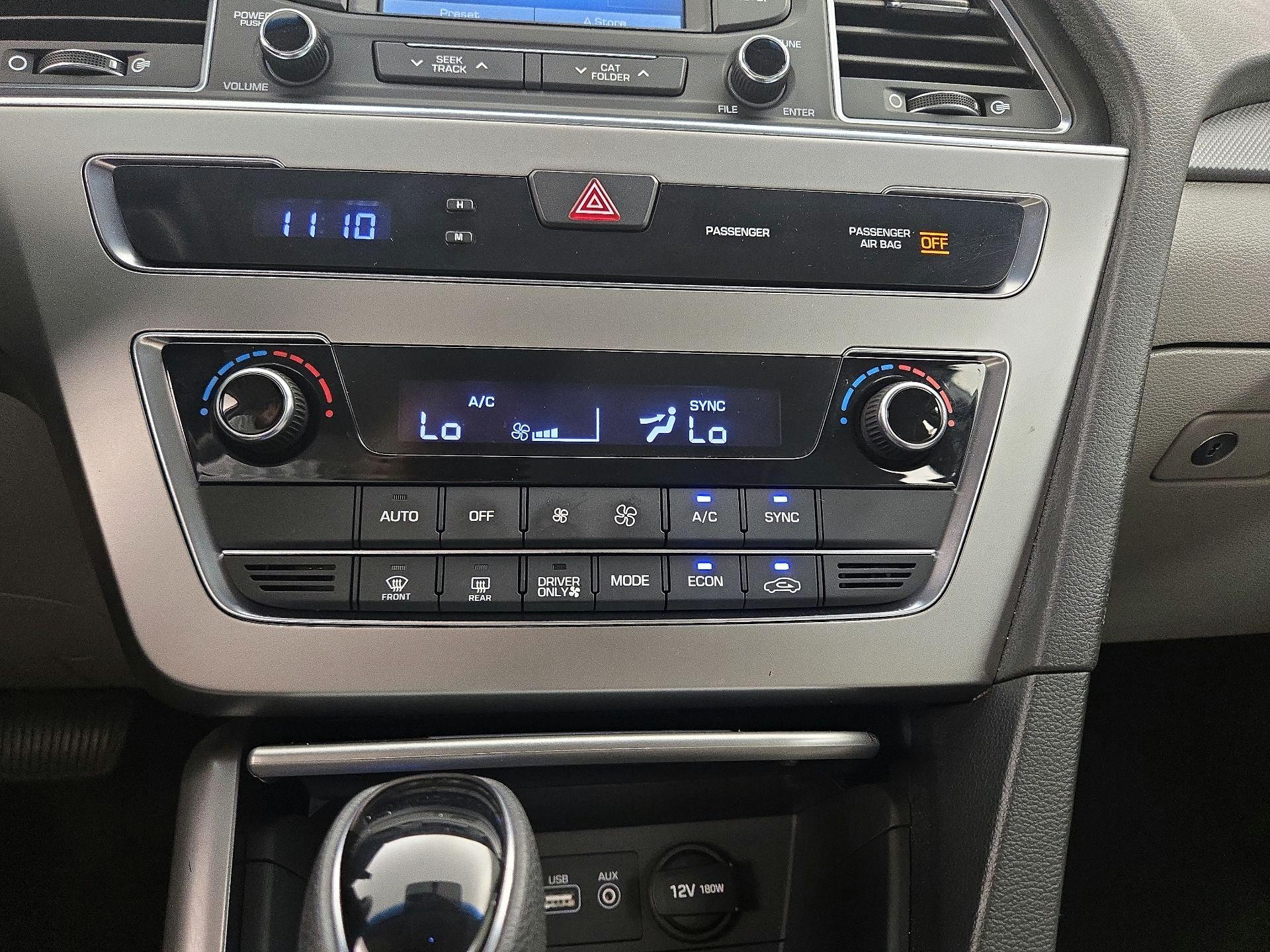 Thumbnail: 2016 Hyundai Sonata - 16