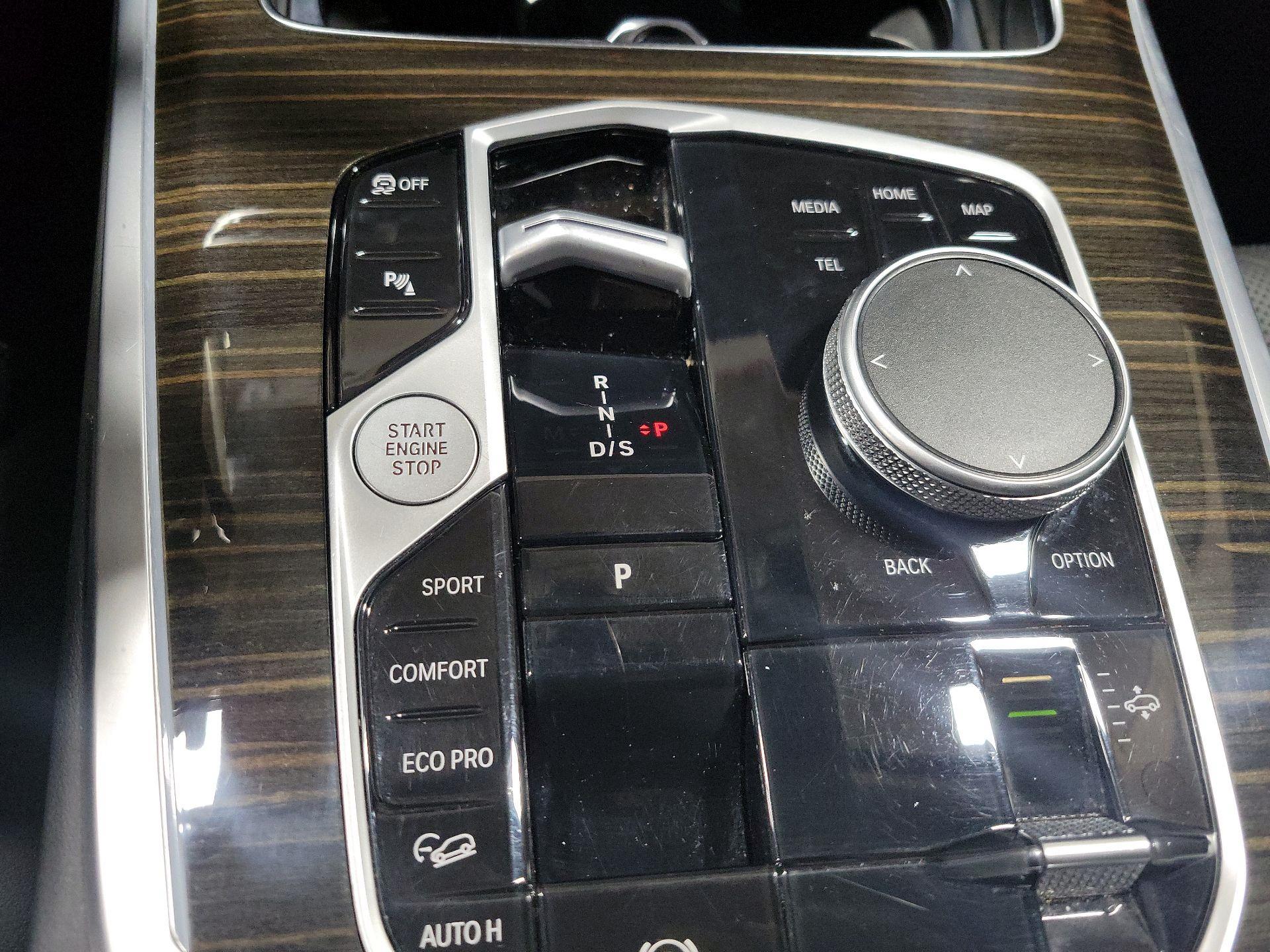 Thumbnail: 2025 BMW X7 - 17