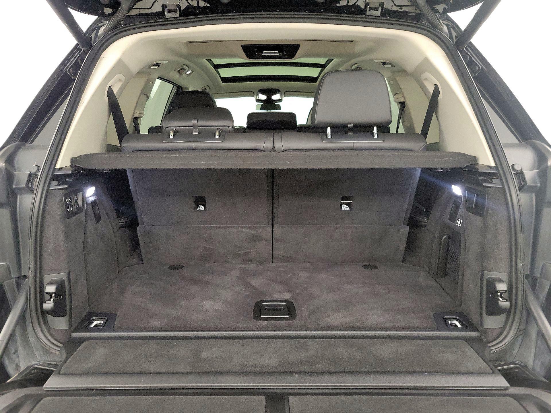 Thumbnail: 2025 BMW X7 - 20