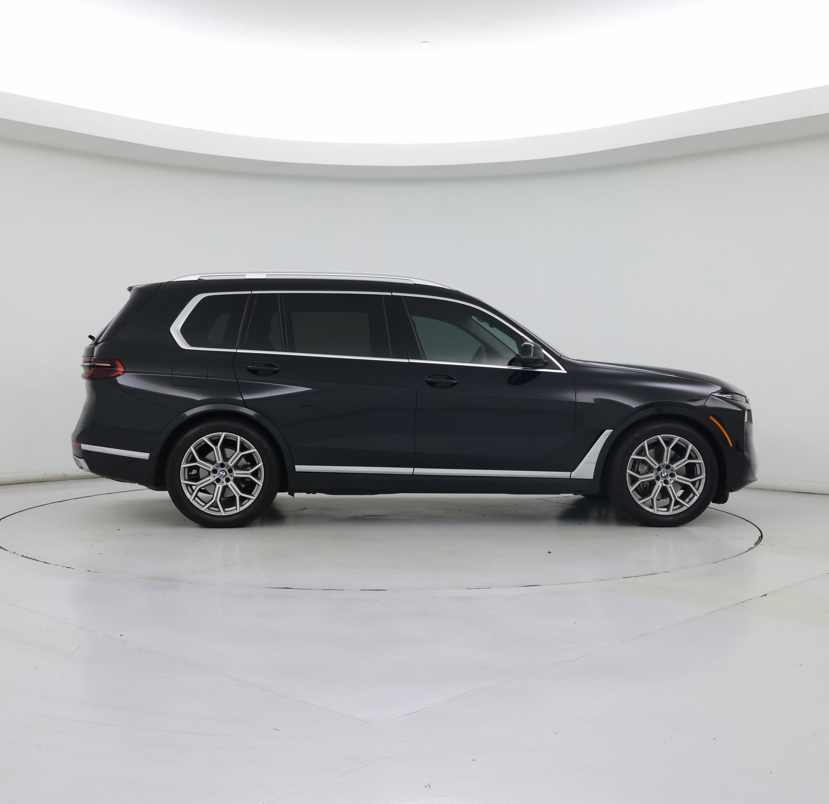 Thumbnail: 2025 BMW X7 - 7
