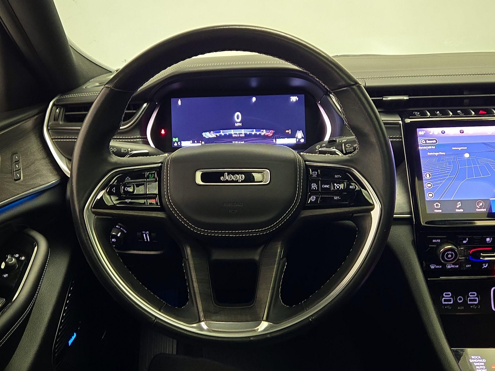 Thumbnail: 2022 Jeep Grand Cherokee - 10