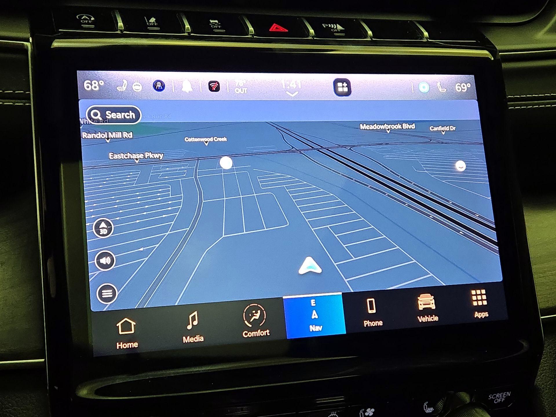 Thumbnail: 2022 Jeep Grand Cherokee - 14