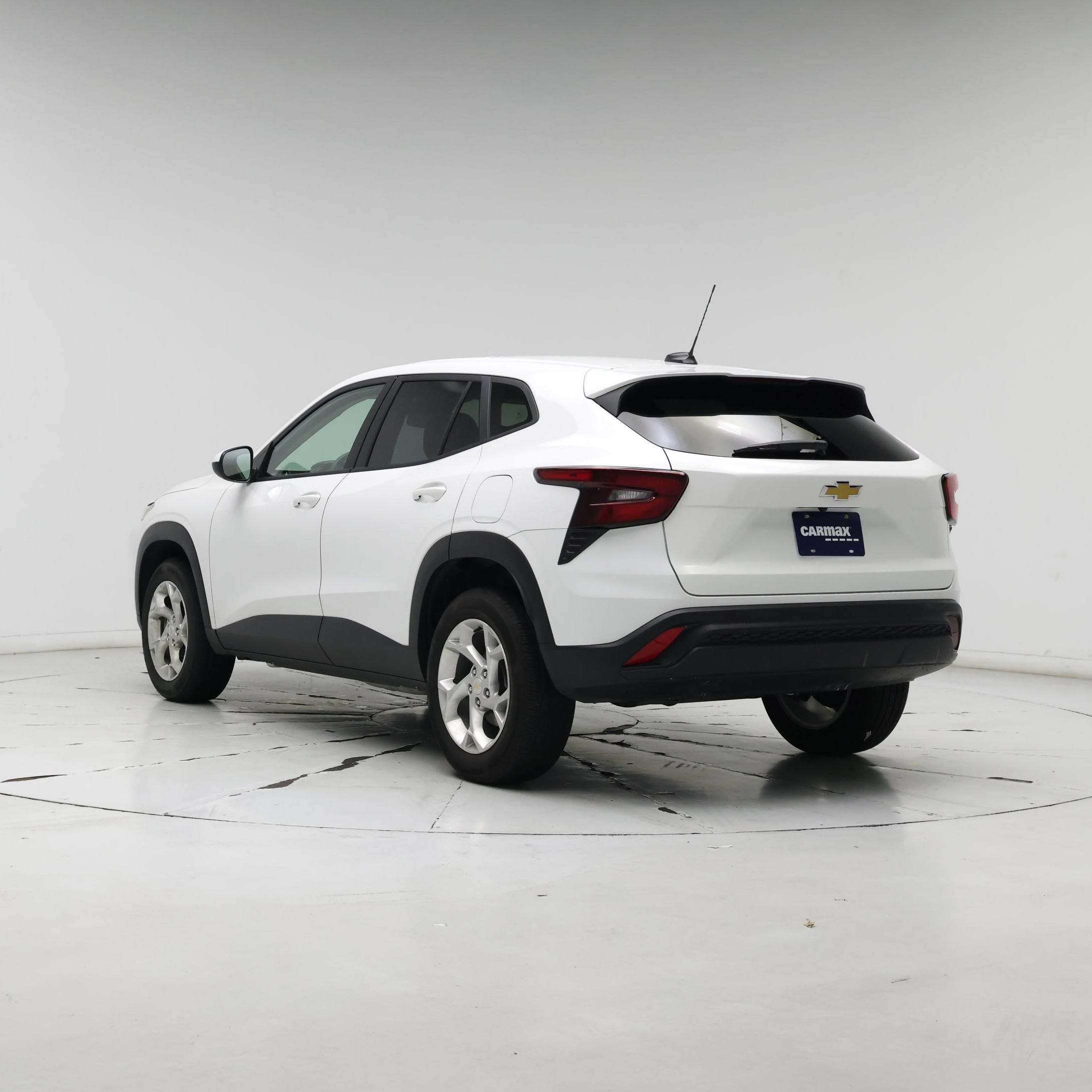 Thumbnail: 2024 Chevrolet Trax - 2