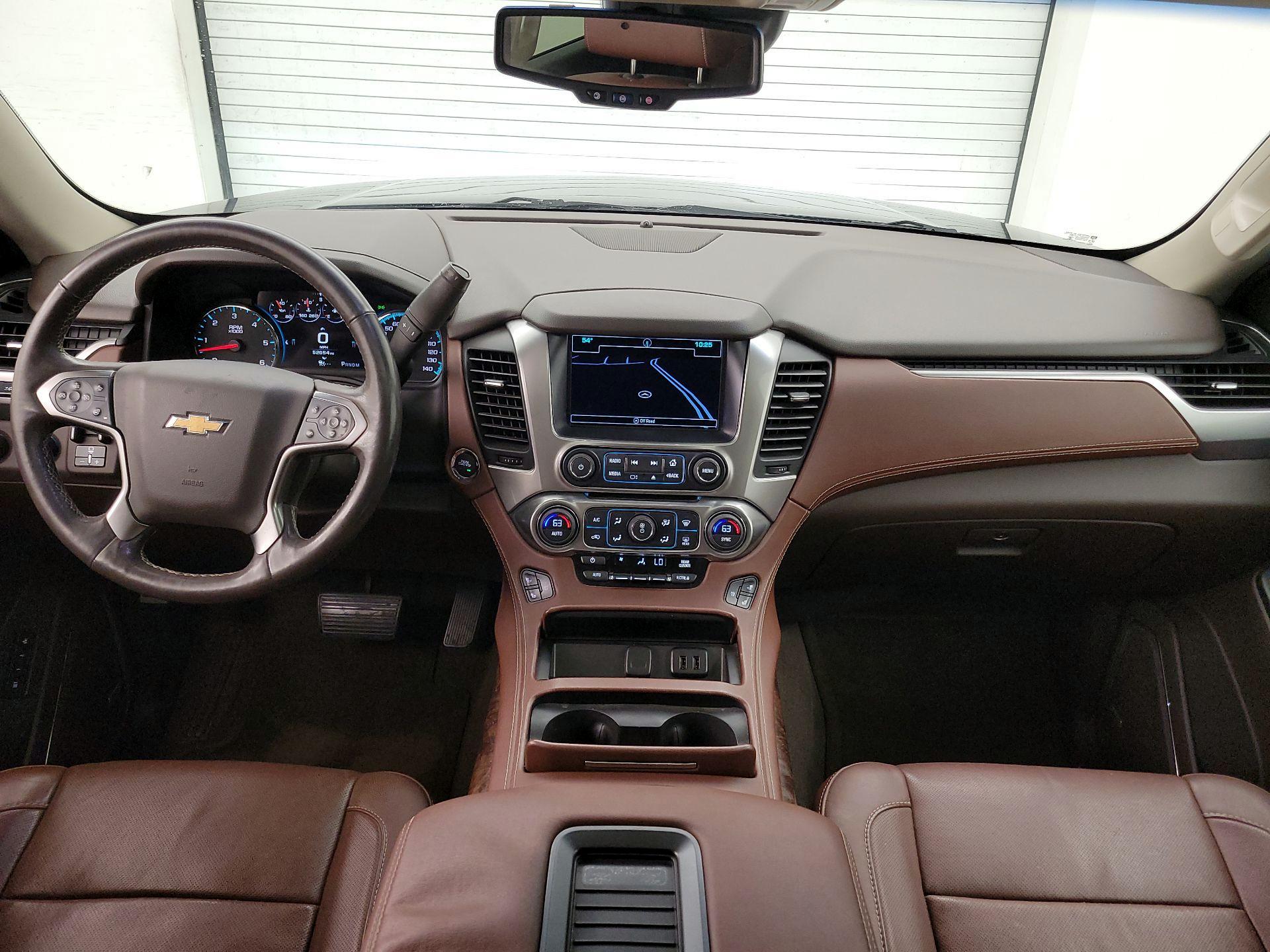 Thumbnail: 2016 Chevrolet Suburban - 9