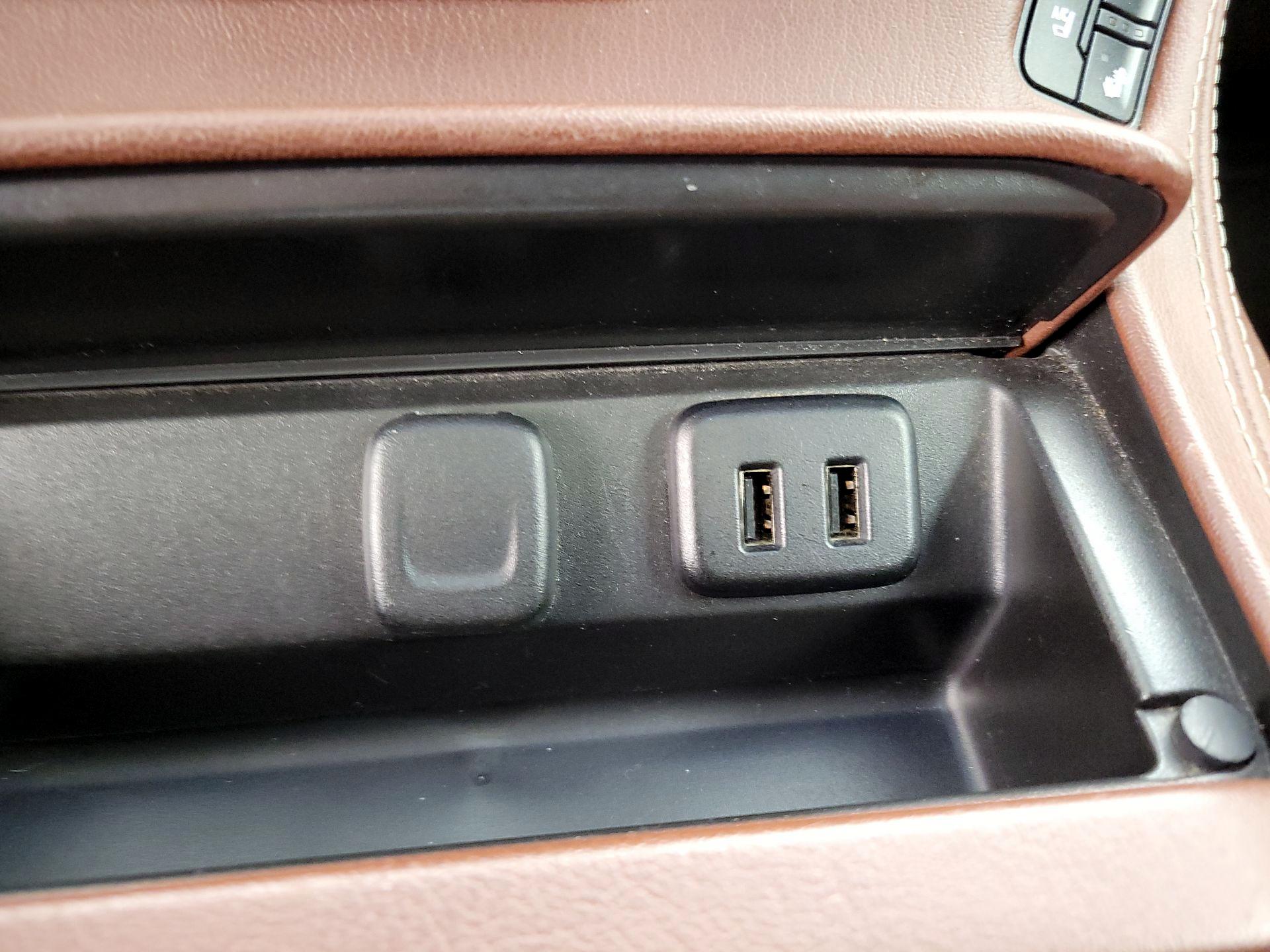 Thumbnail: 2016 Chevrolet Suburban - 19