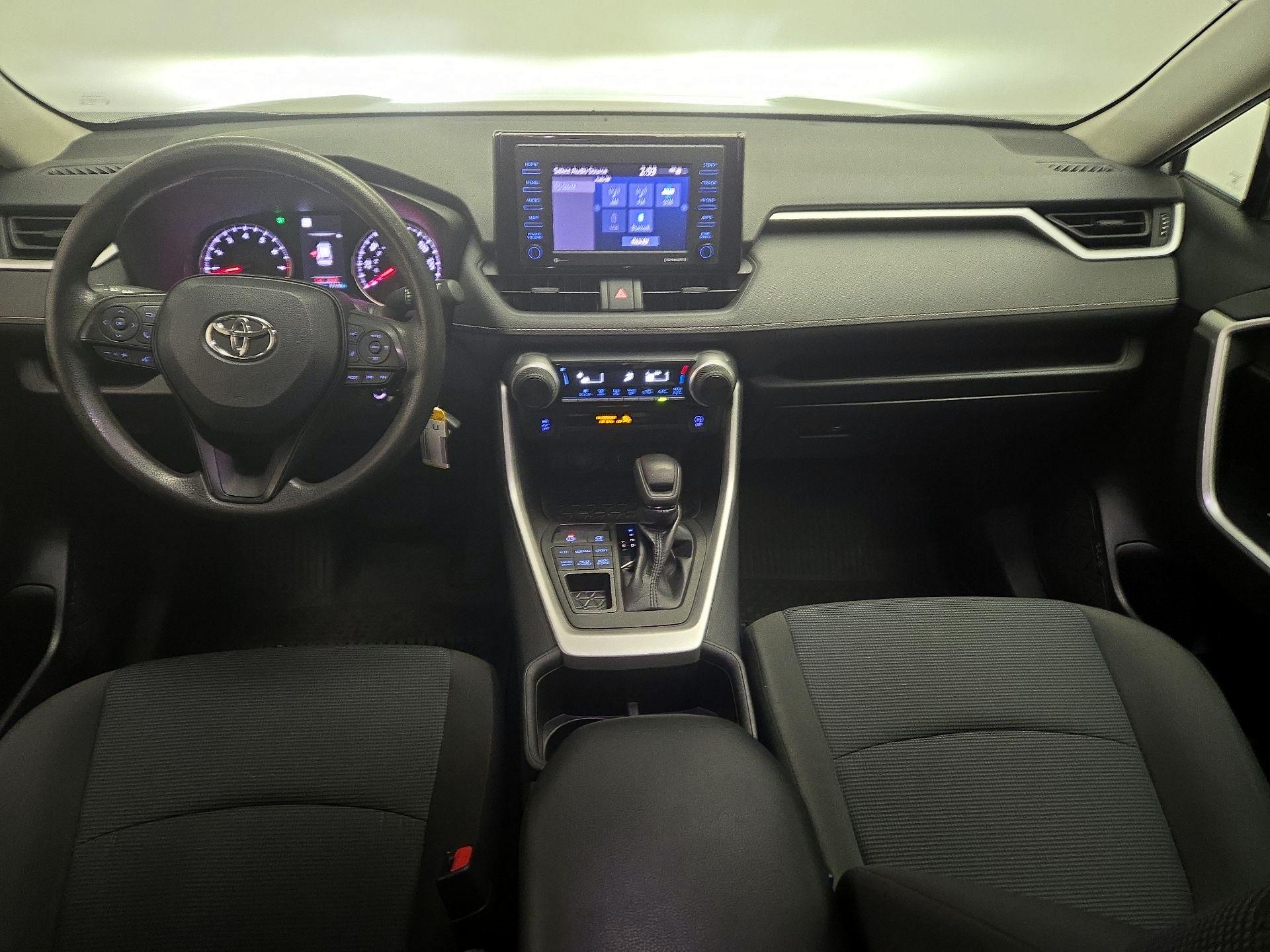 Thumbnail: 2022 Toyota RAV4 - 9