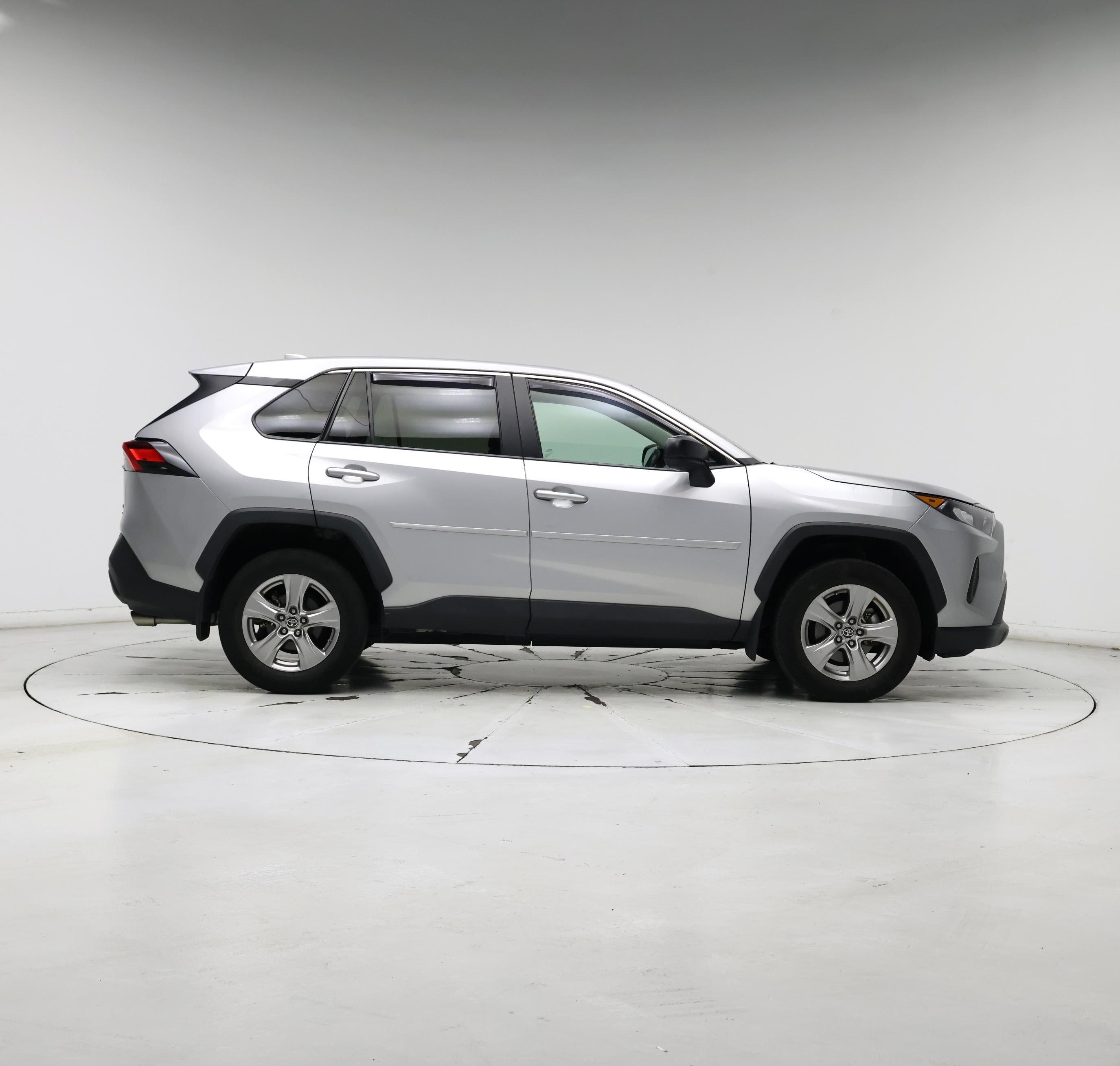 Thumbnail: 2022 Toyota RAV4 - 7