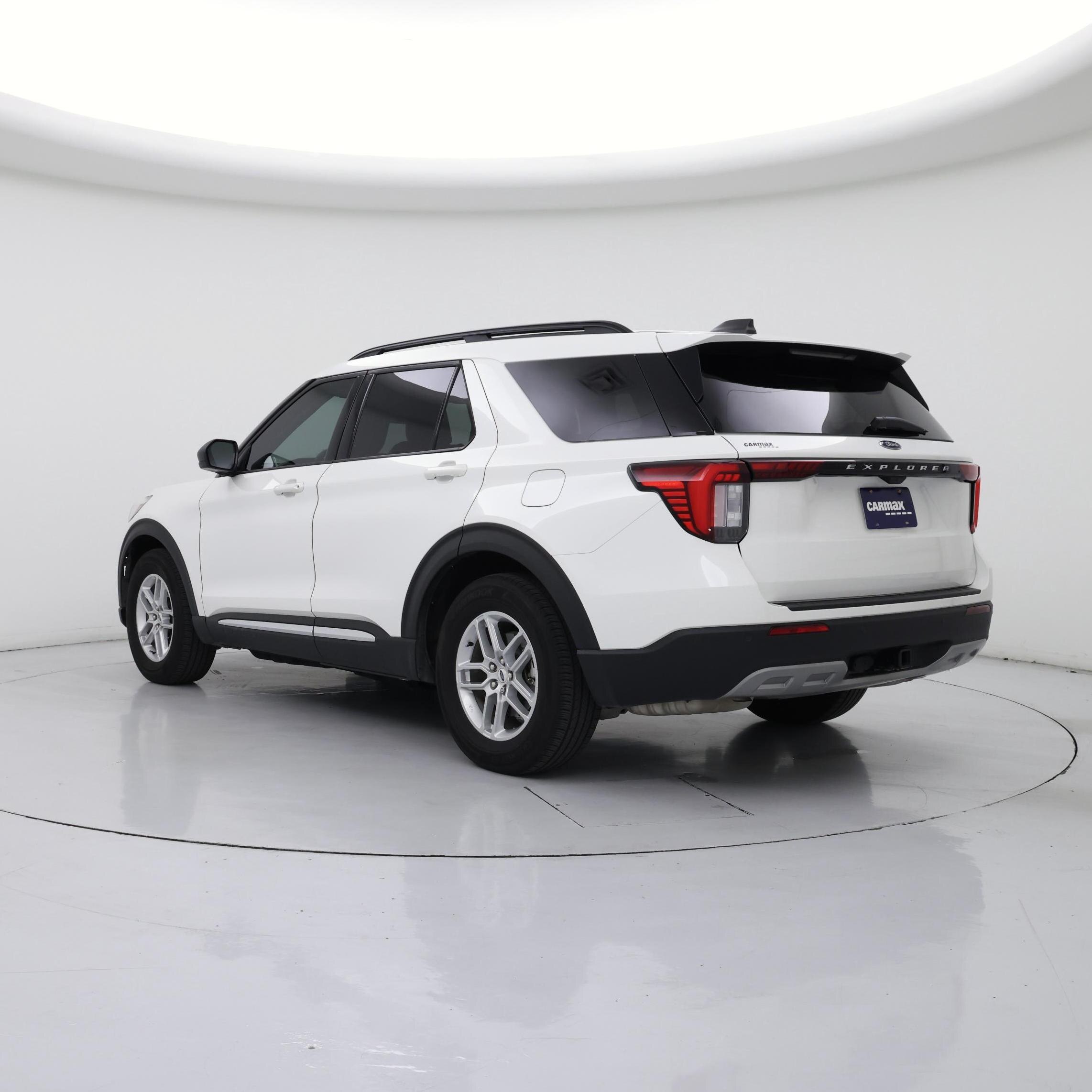 Thumbnail: 2025 Ford Explorer - 2