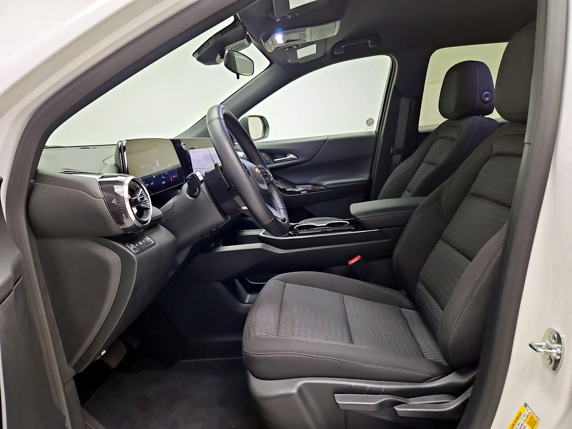 Thumbnail: 2025 Chevrolet Equinox - 11