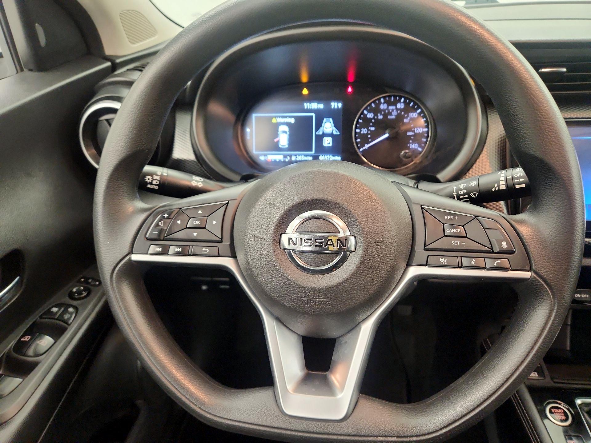 Thumbnail: 2021 Nissan Kicks - 10