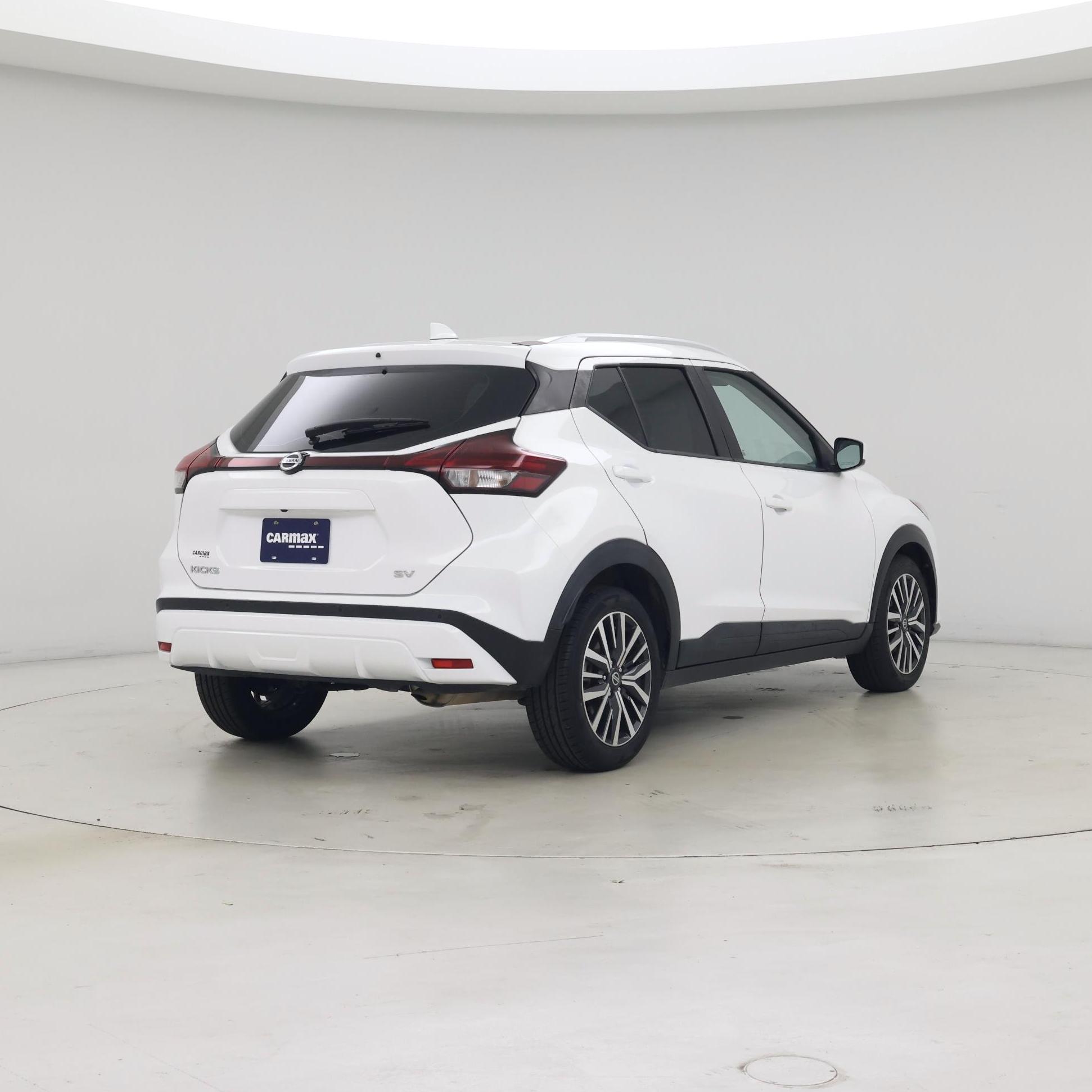 Thumbnail: 2021 Nissan Kicks - 8