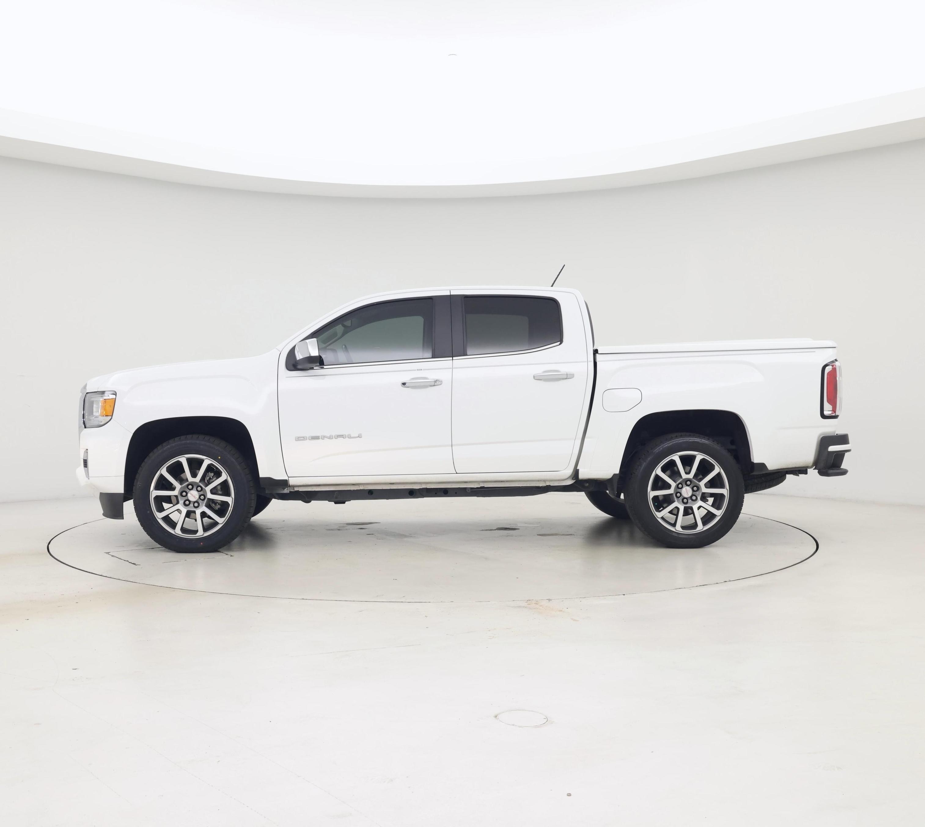 Thumbnail: 2021 GMC Canyon - 3