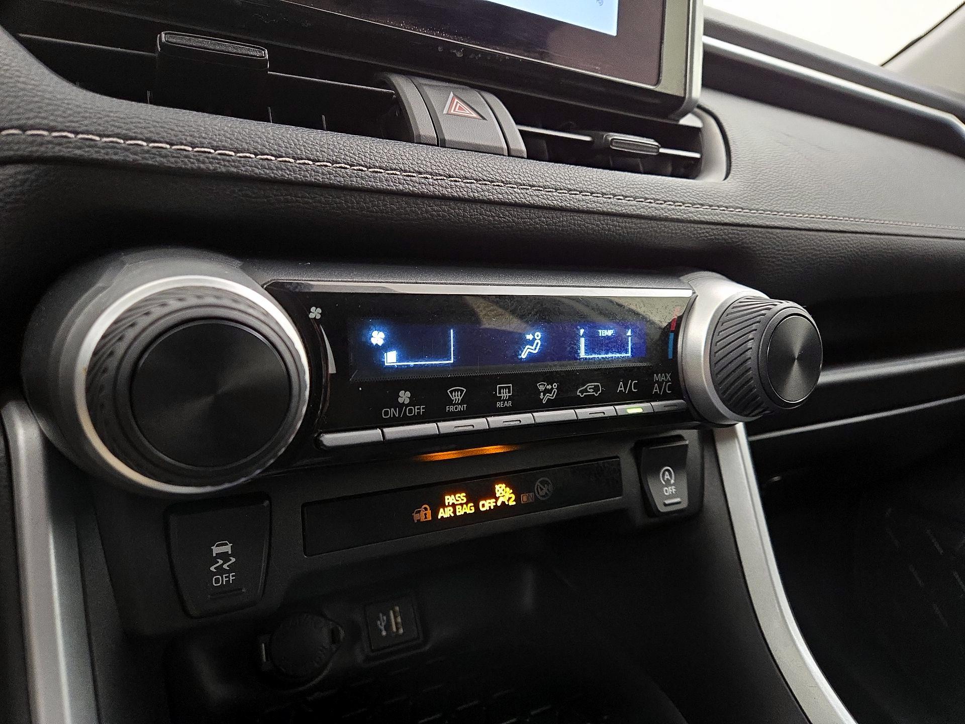 Thumbnail: 2024 Toyota RAV4 - 16