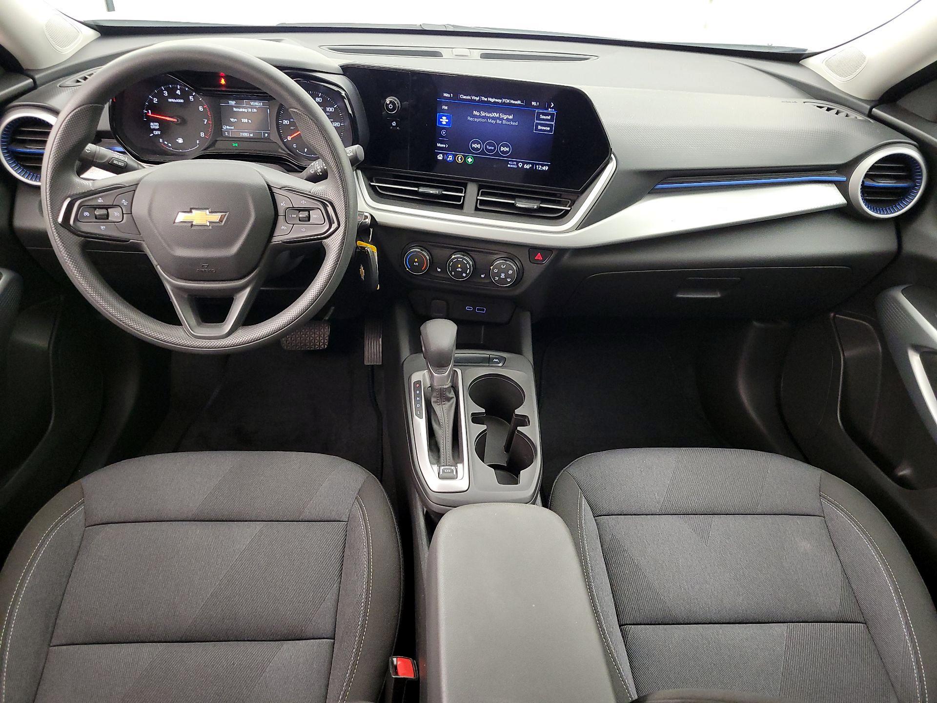 Thumbnail: 2024 Chevrolet Trax - 9