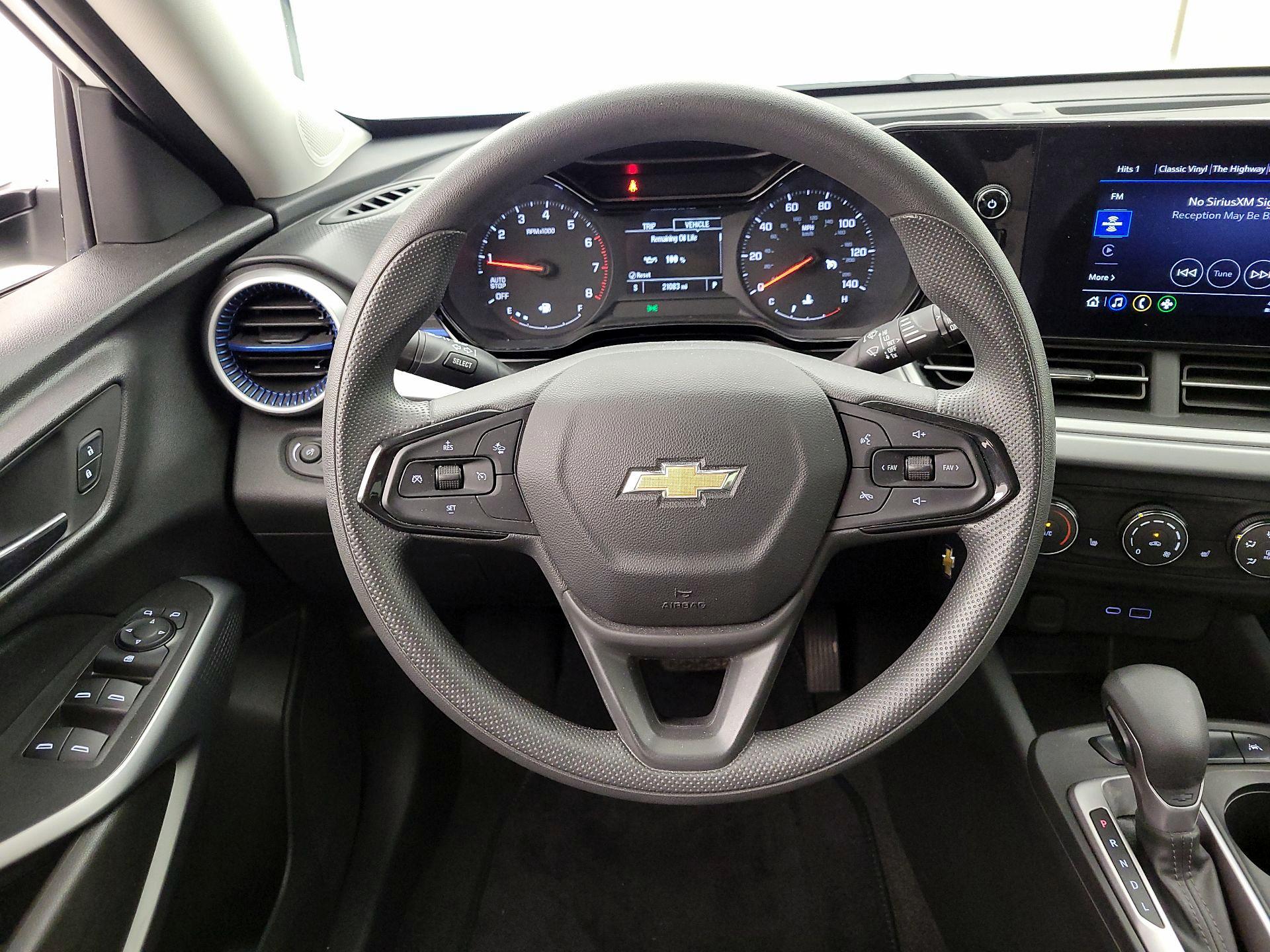 Thumbnail: 2024 Chevrolet Trax - 10