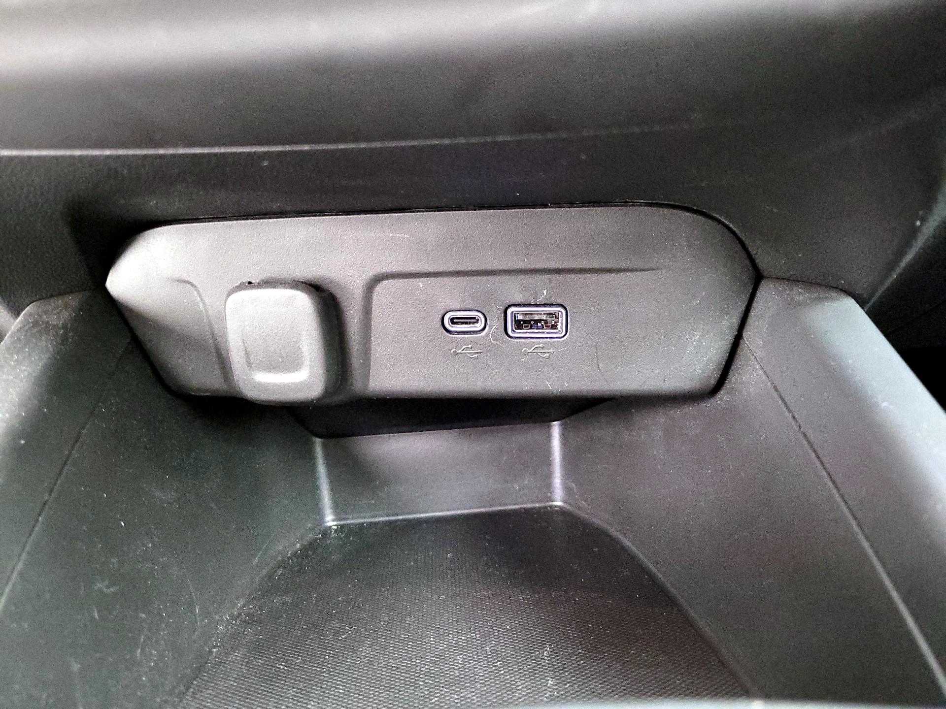 Thumbnail: 2024 Chevrolet Trax - 18