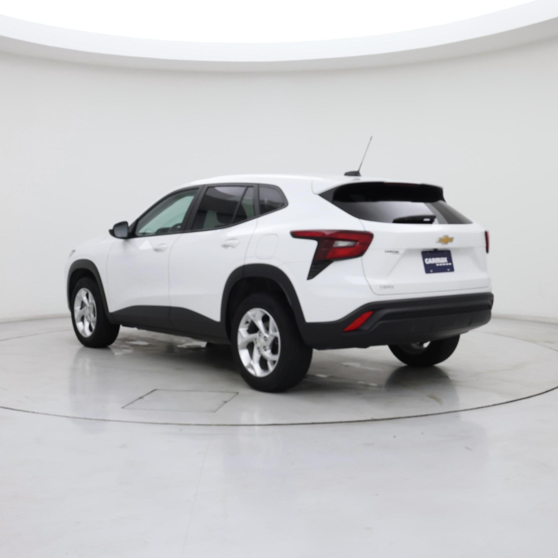 Thumbnail: 2024 Chevrolet Trax - 2