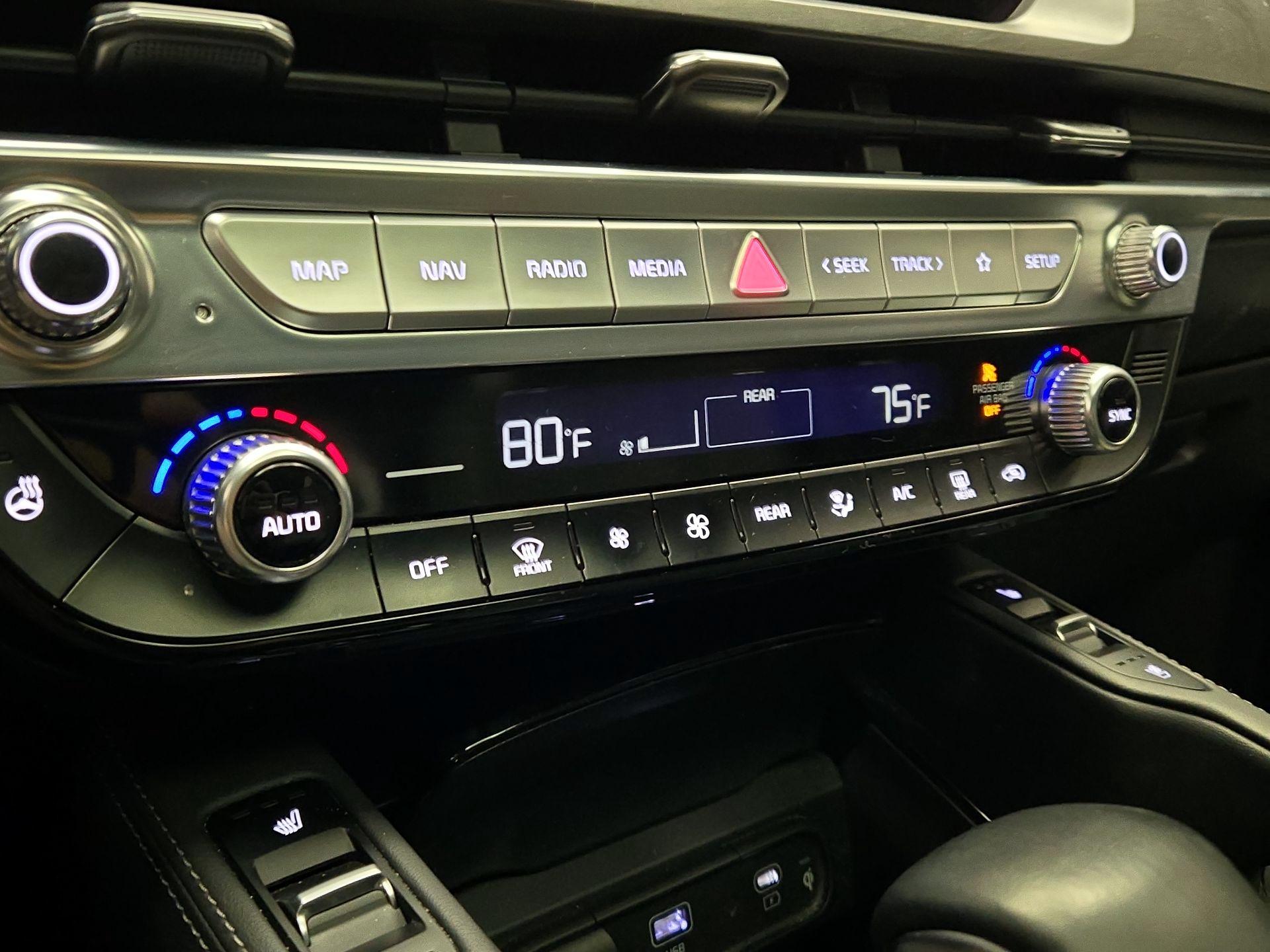 Thumbnail: 2023 Kia Telluride - 17