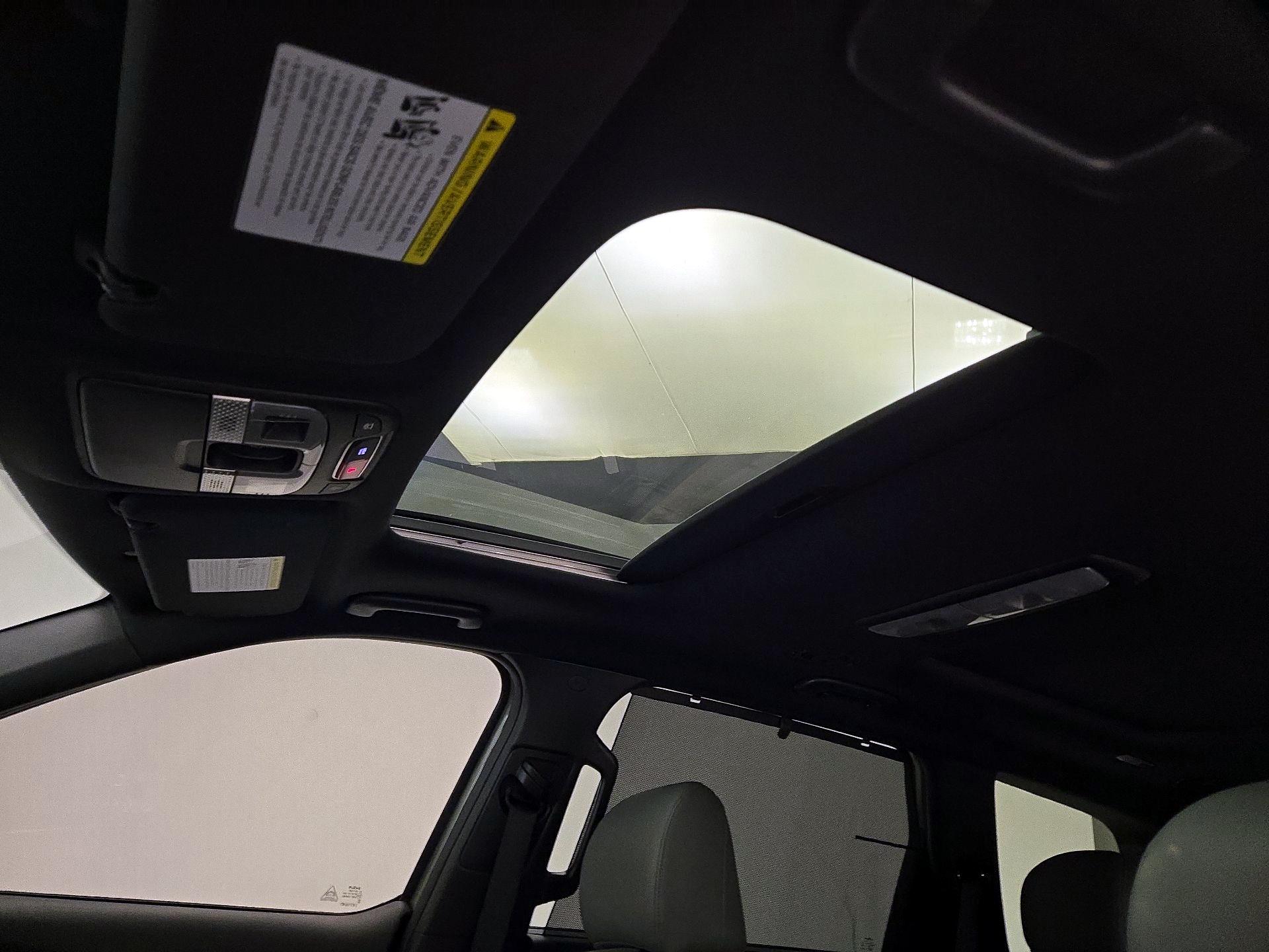 Thumbnail: 2023 Kia Telluride - 20