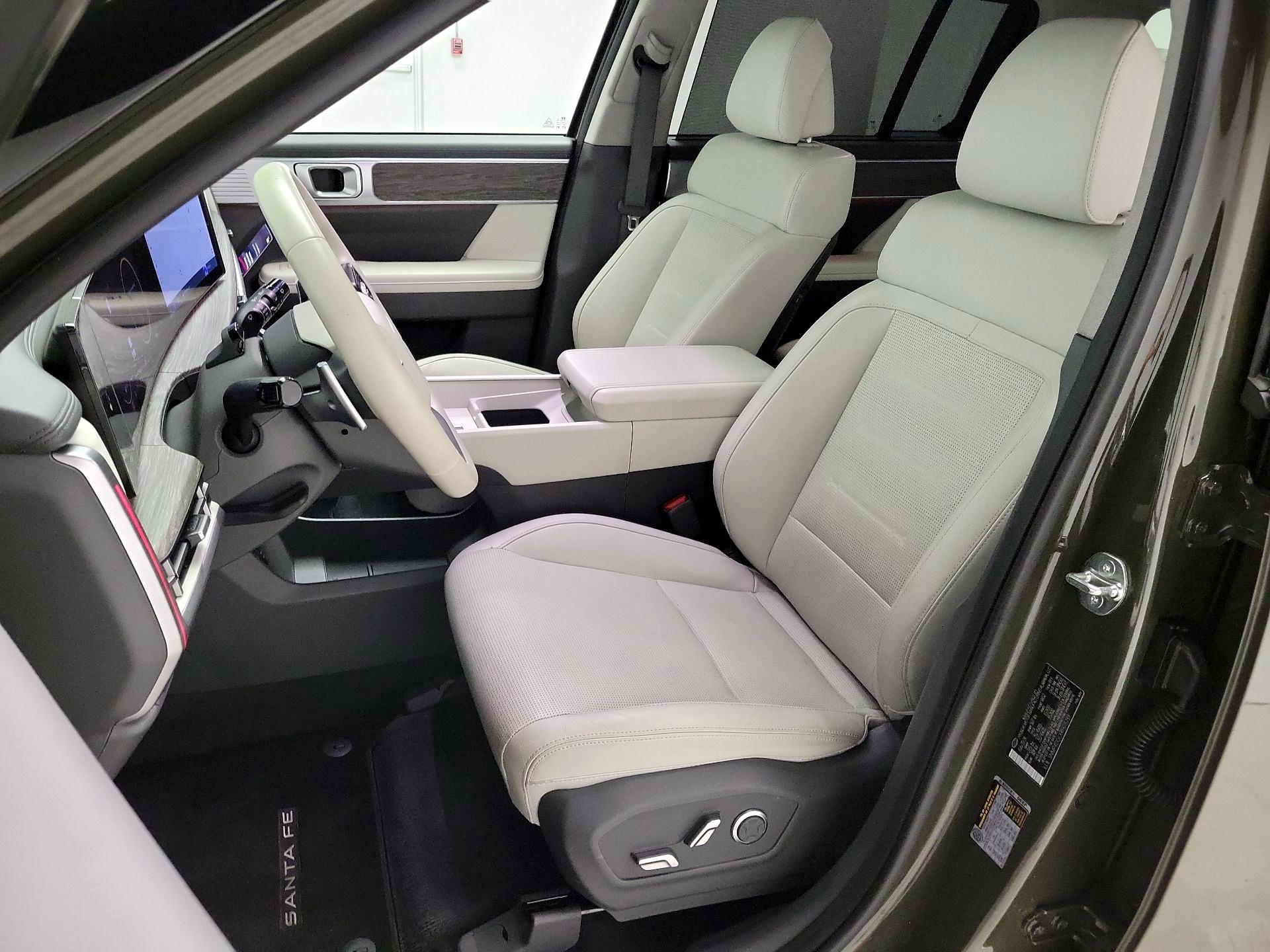 Thumbnail: 2024 Hyundai Santa Fe - 11