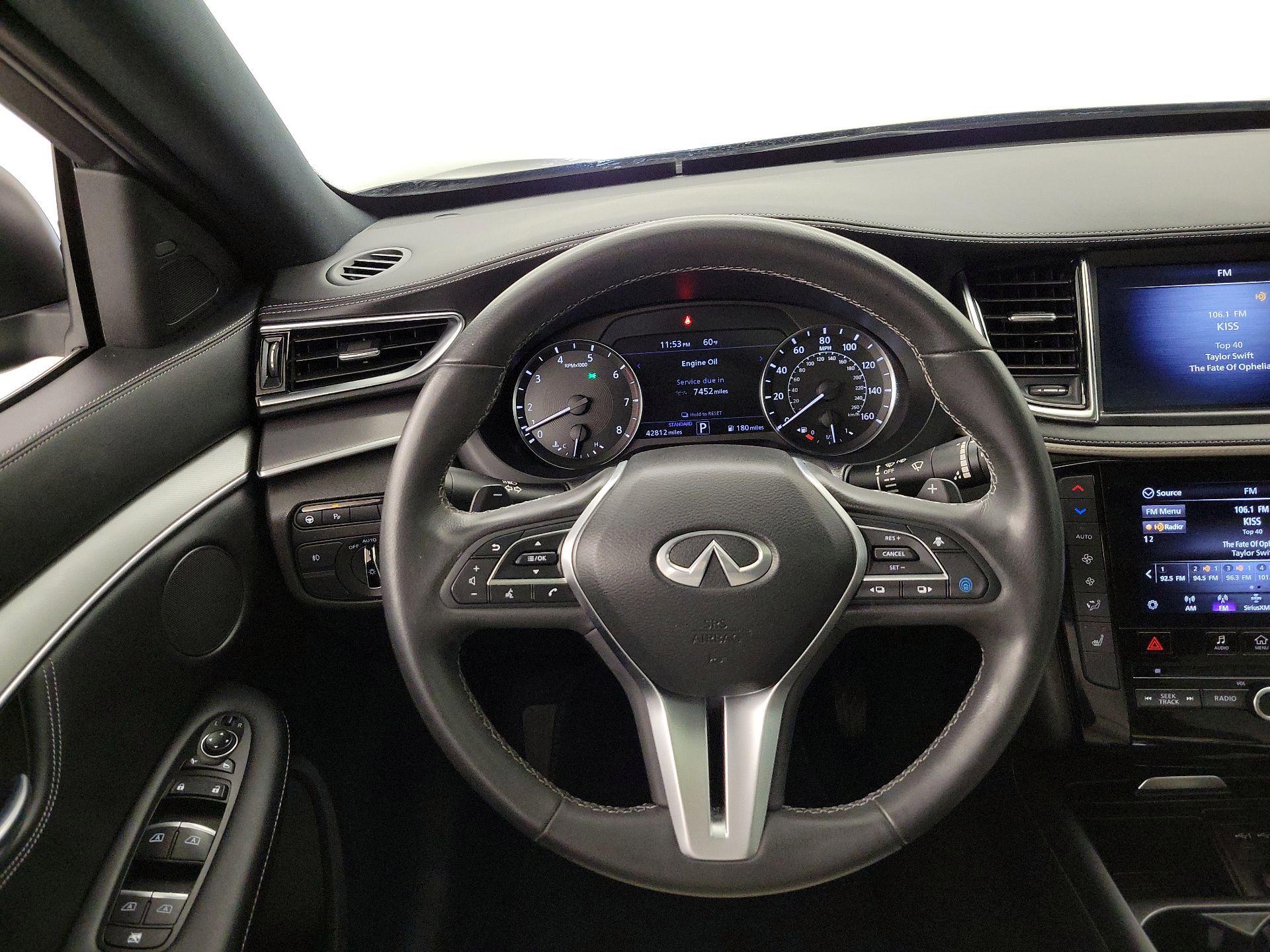 Thumbnail: 2023 INFINITI QX55 - 10