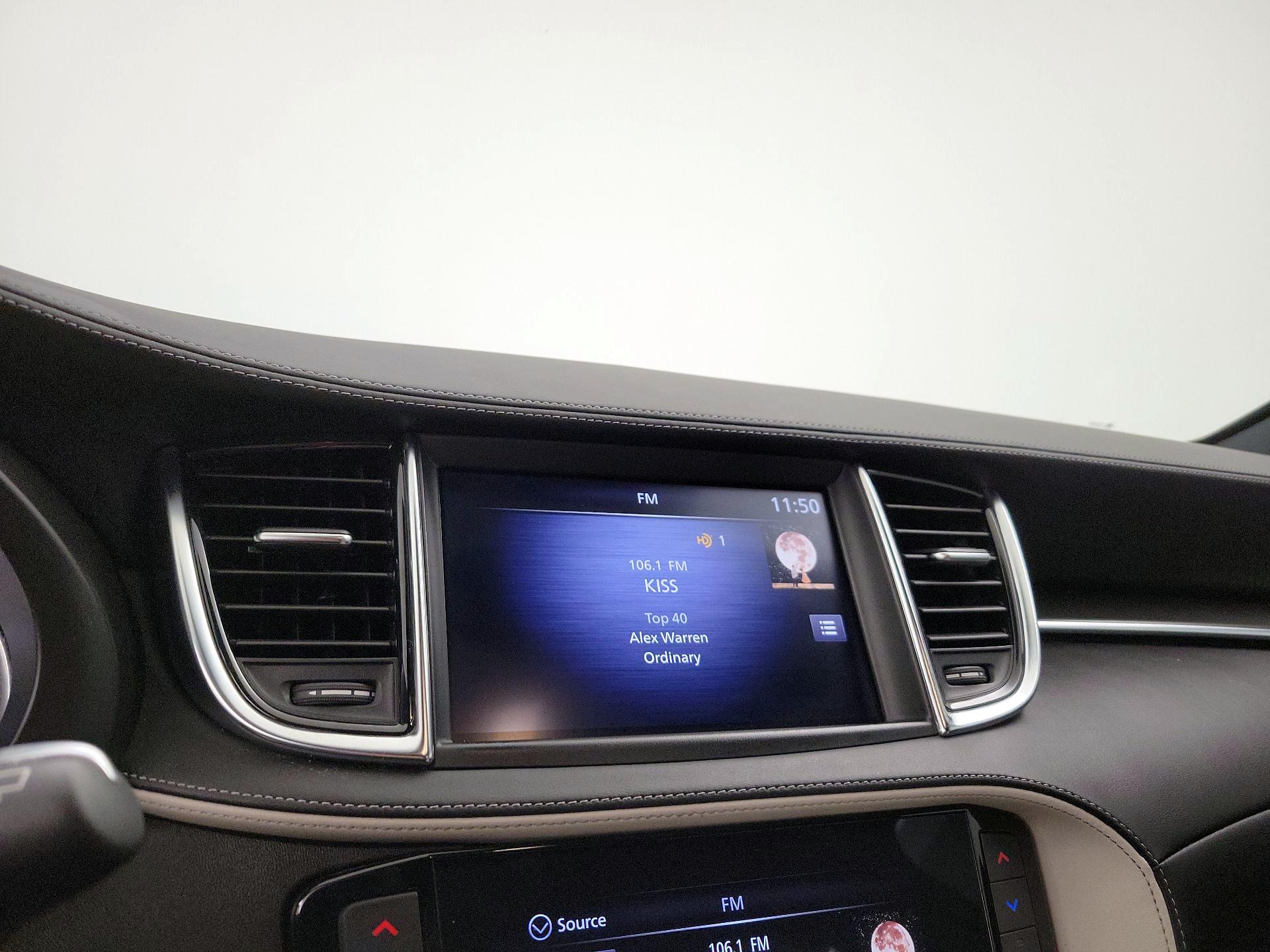 Thumbnail: 2023 INFINITI QX55 - 15