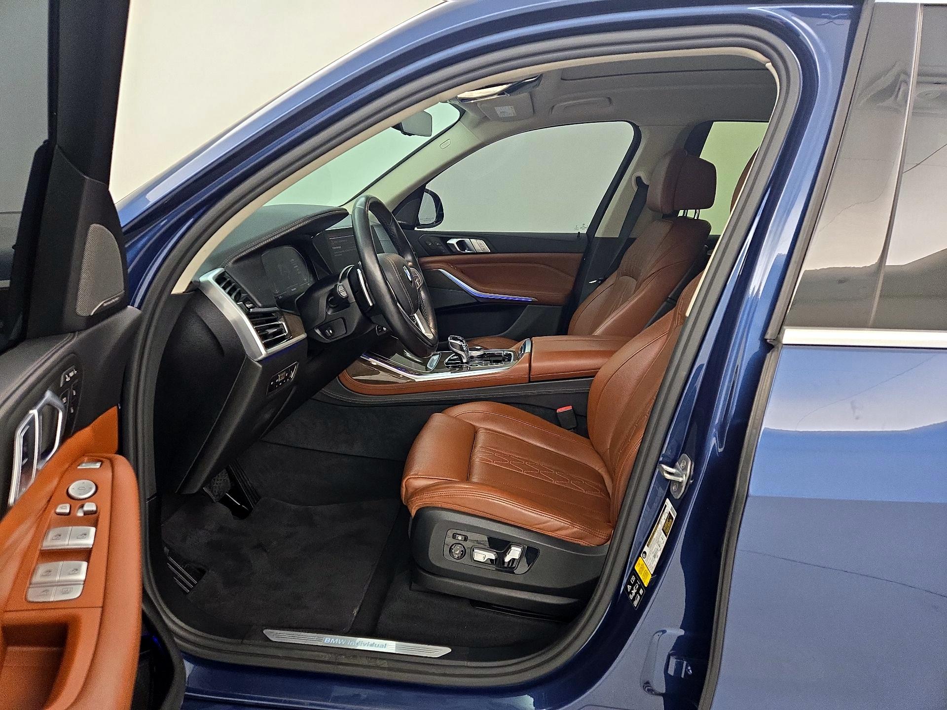 Thumbnail: 2020 BMW X7 - 11