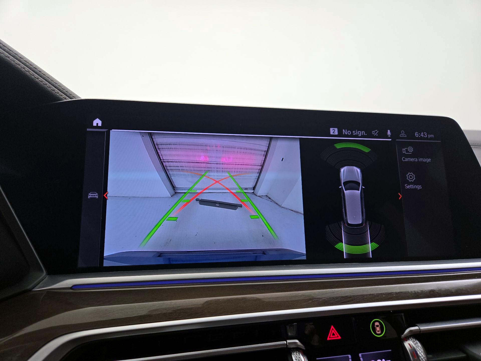 Thumbnail: 2020 BMW X7 - 15