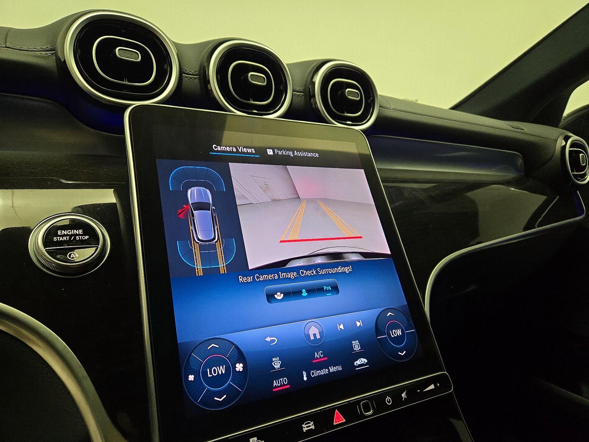 Thumbnail: 2024 Mercedes-Benz GLC - 13