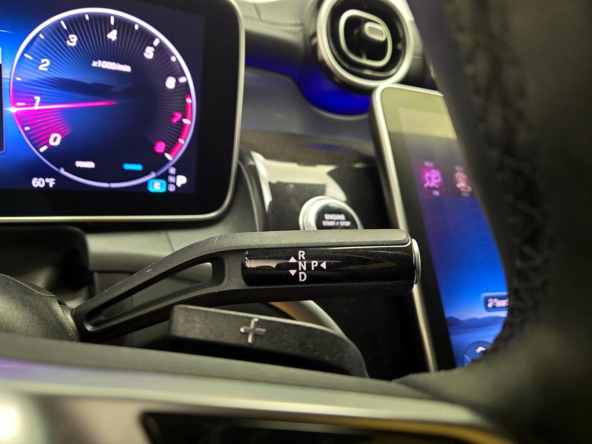 Thumbnail: 2024 Mercedes-Benz GLC - 16