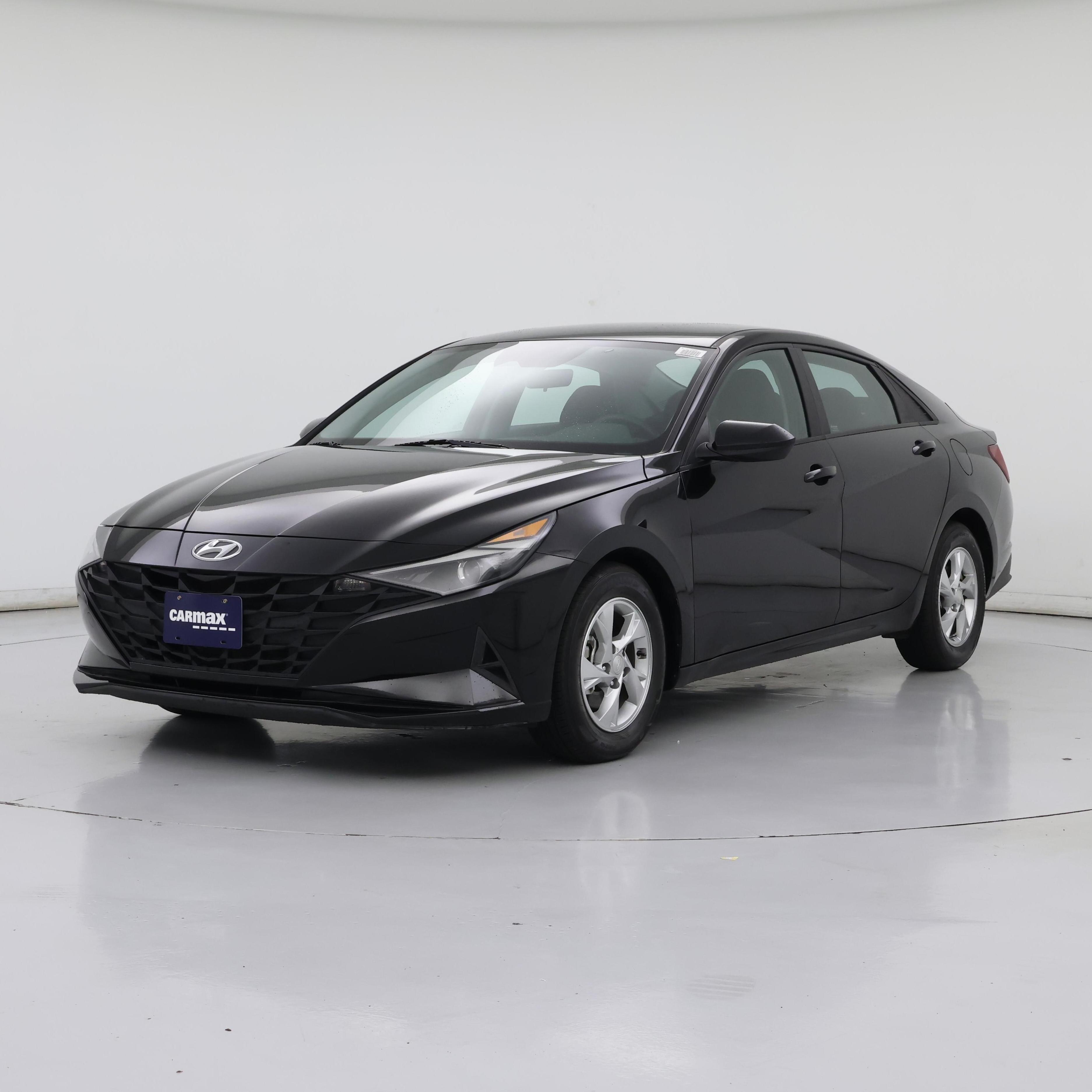 Thumbnail: 2023 Hyundai Elantra - 4