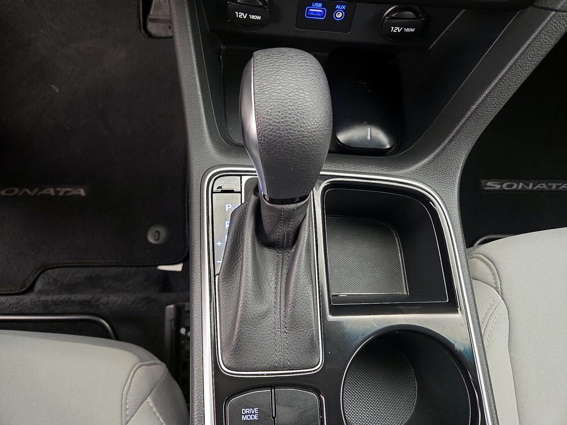 Thumbnail: 2018 Hyundai Sonata - 17