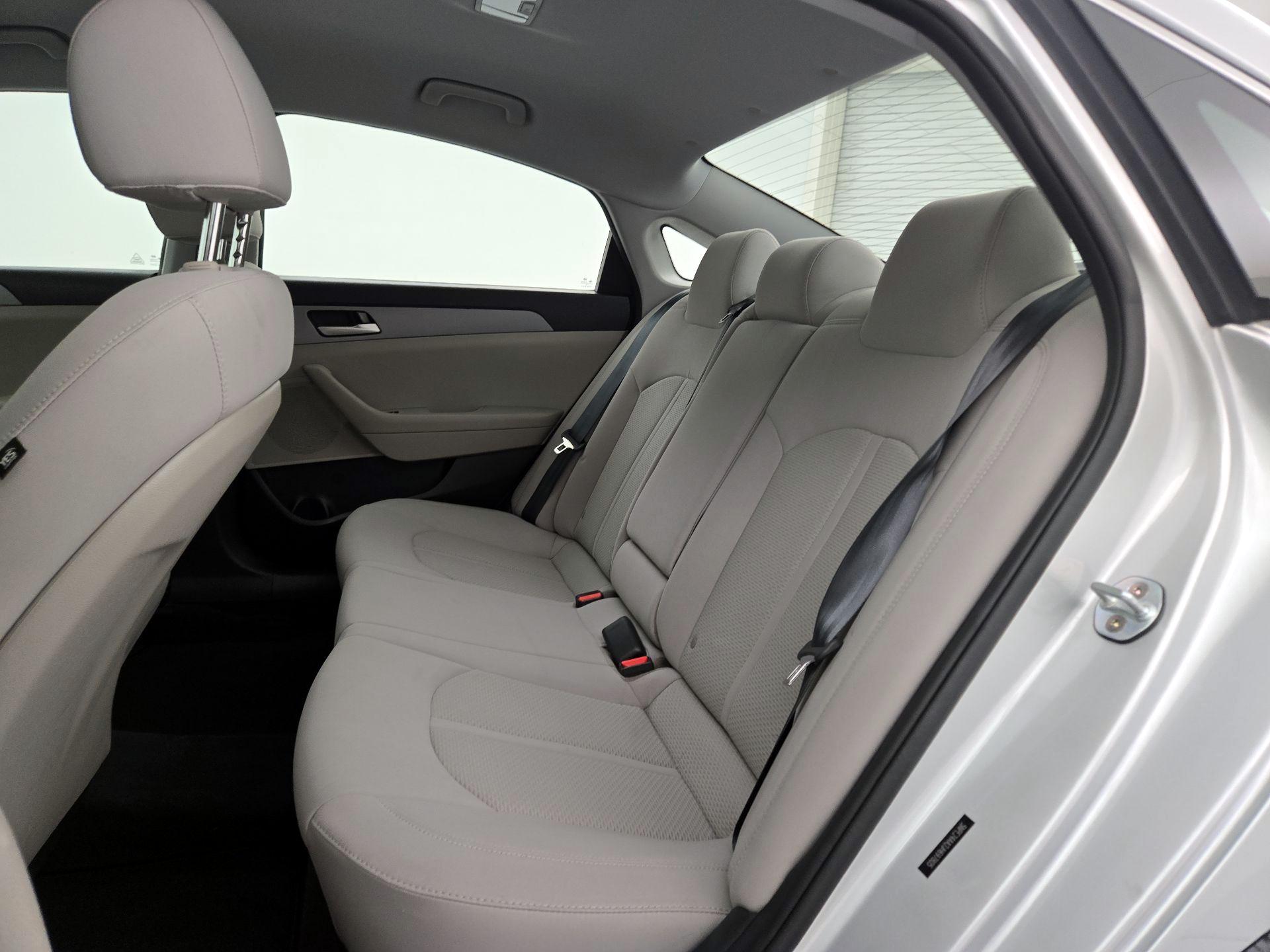 Thumbnail: 2018 Hyundai Sonata - 19