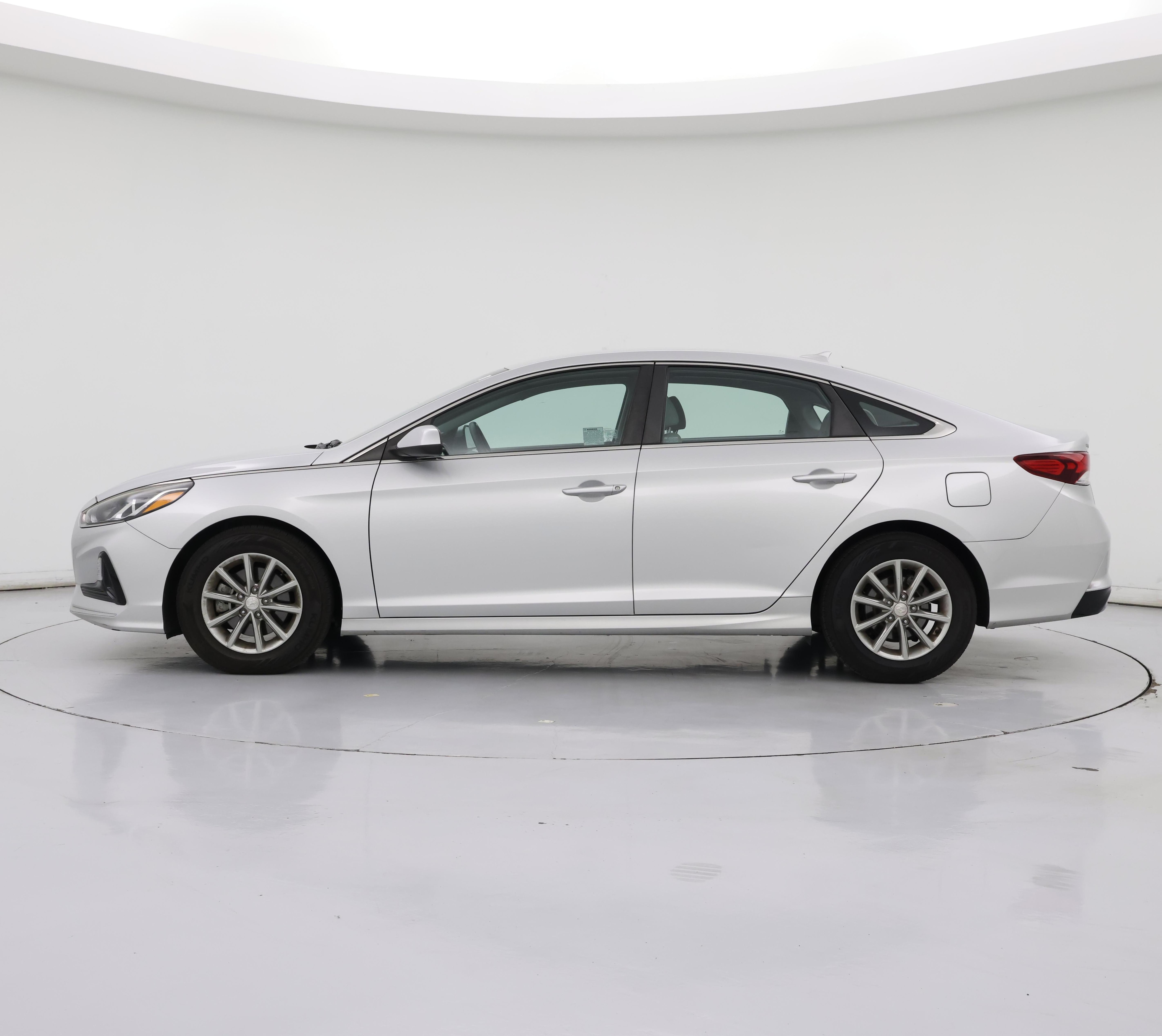 Thumbnail: 2019 Hyundai Sonata - 3