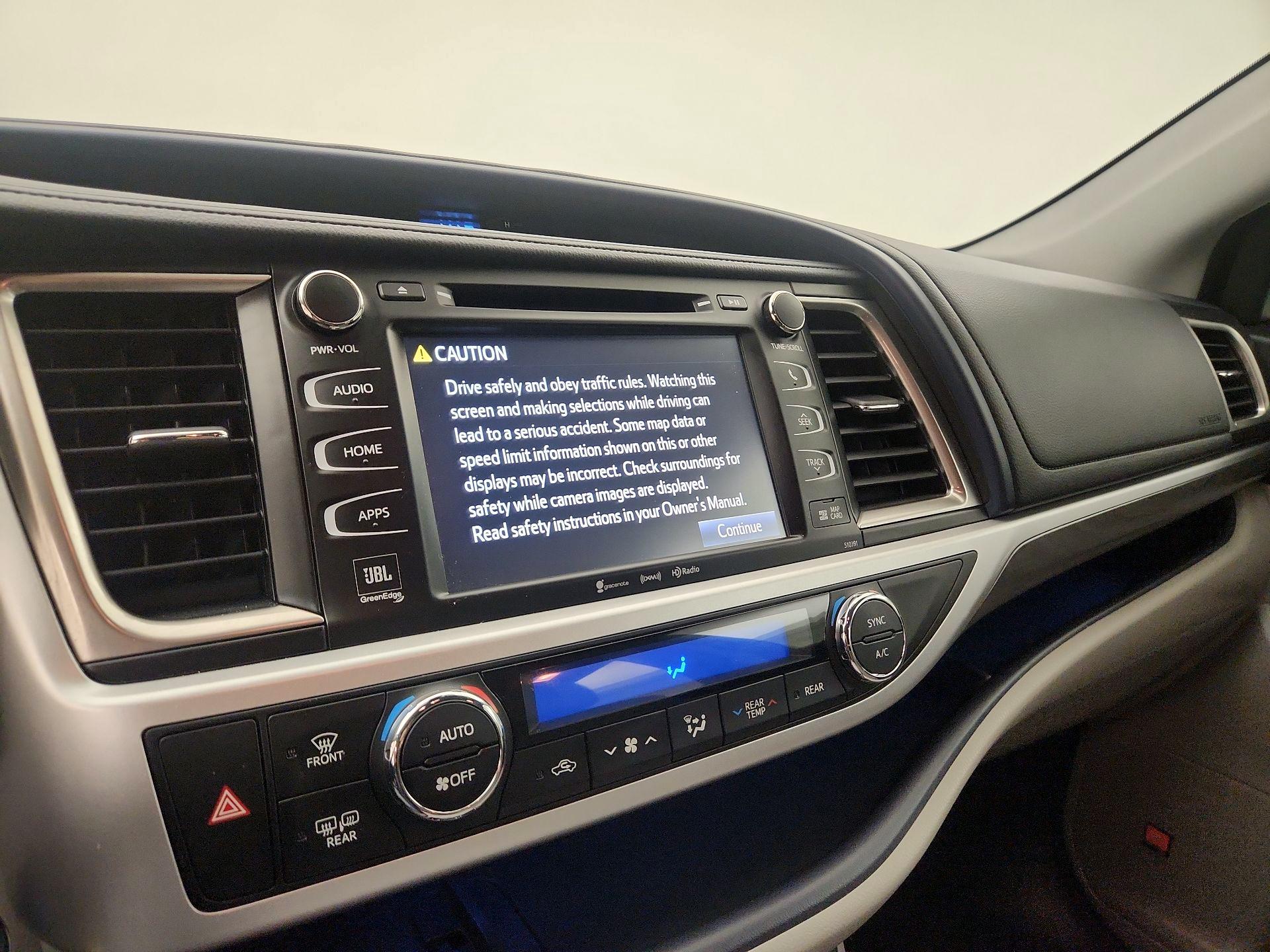 Thumbnail: 2019 Toyota Highlander - 13