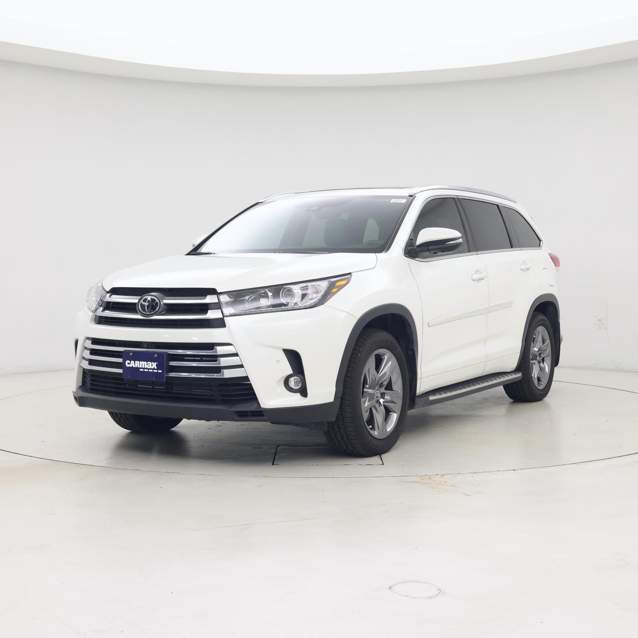 Thumbnail: 2019 Toyota Highlander - 4