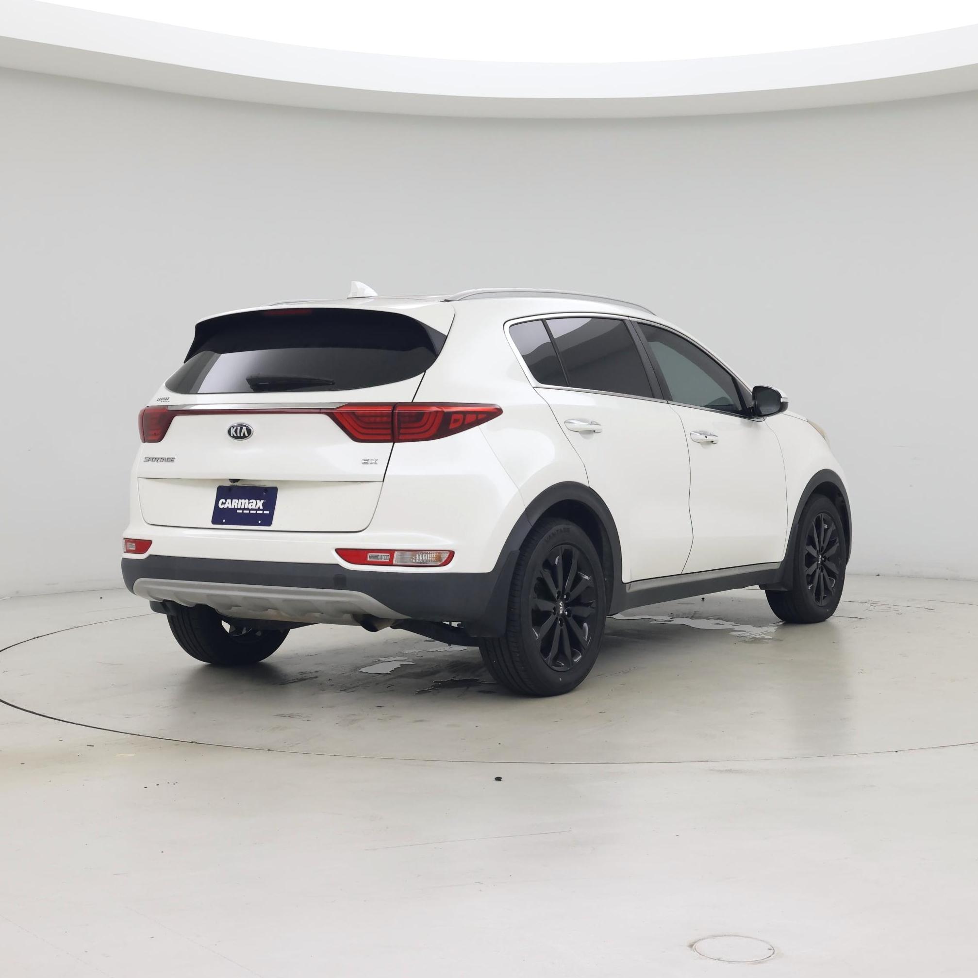 Thumbnail: 2019 Kia Sportage - 8