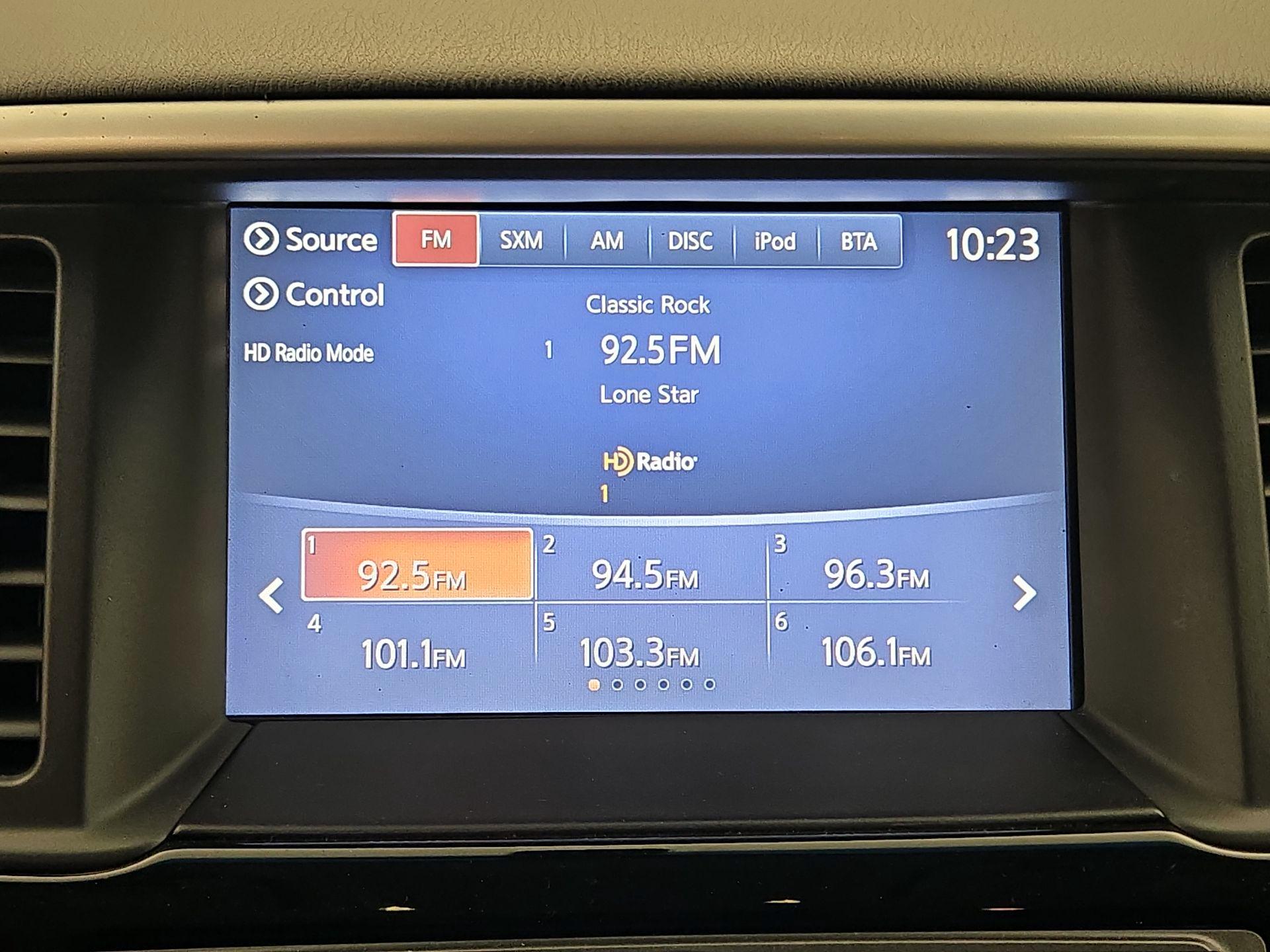 Thumbnail: 2019 Nissan Pathfinder - 15