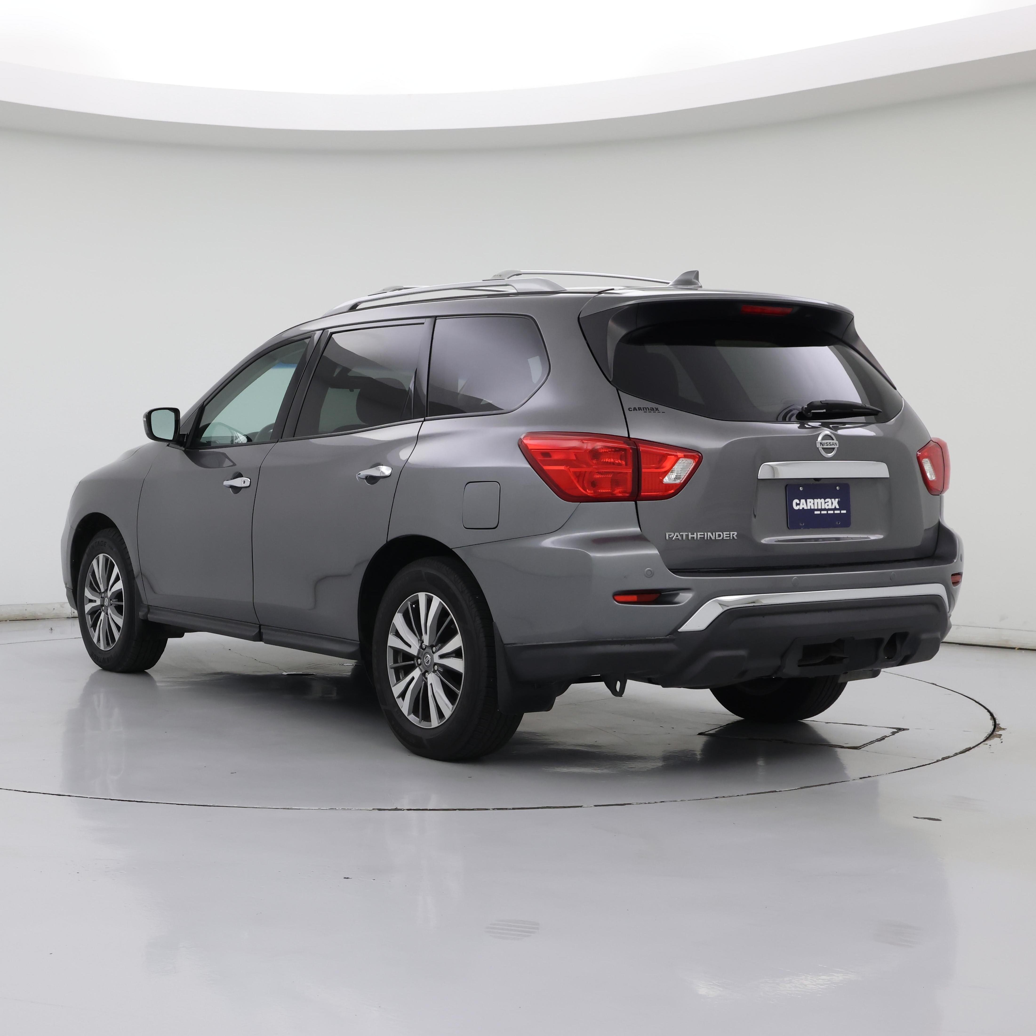 Thumbnail: 2019 Nissan Pathfinder - 2