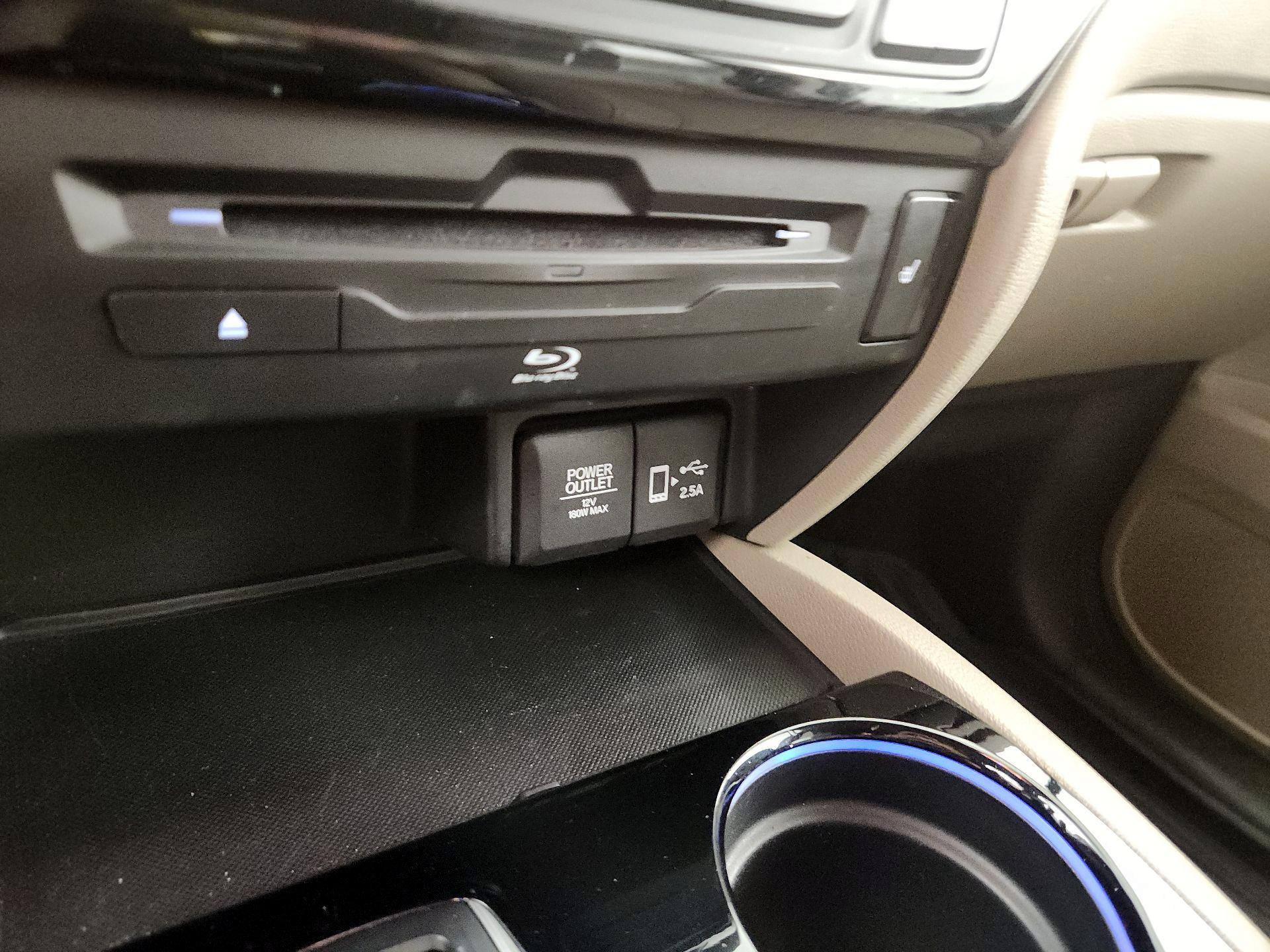 Thumbnail: 2019 Honda Pilot - 18