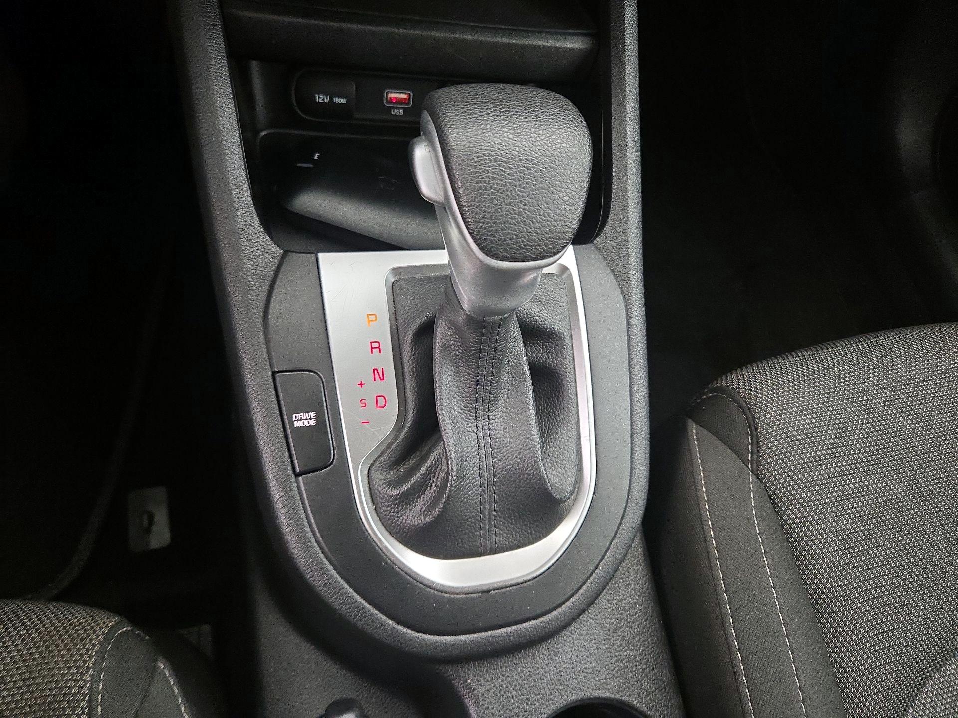 Thumbnail: 2023 Kia Forte - 17