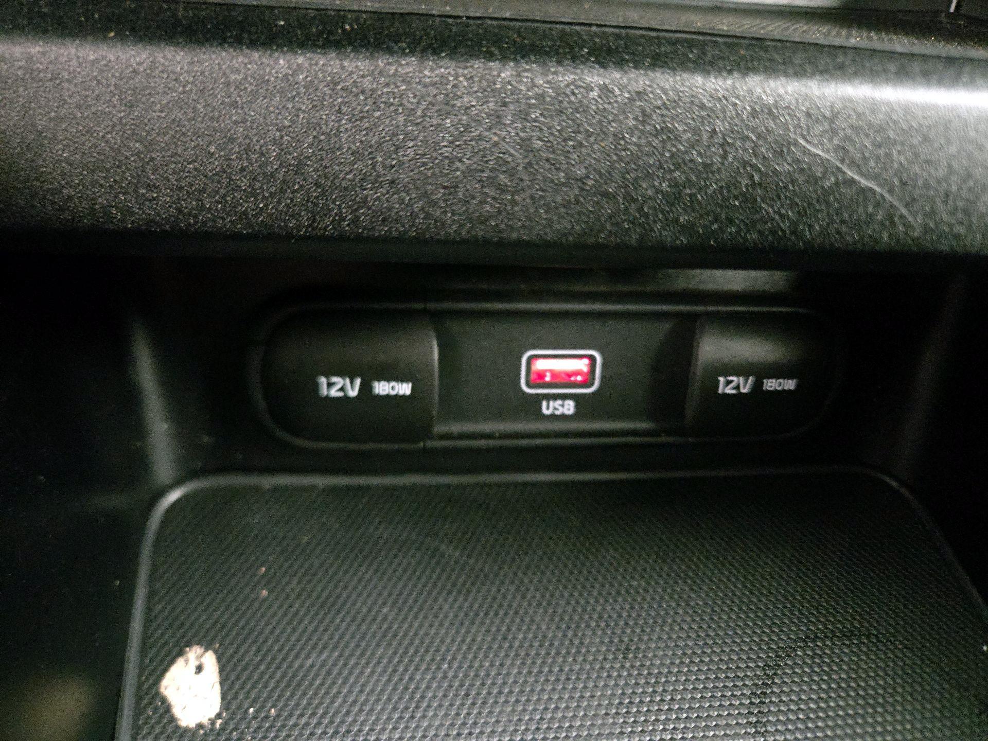 Thumbnail: 2023 Kia Forte - 18